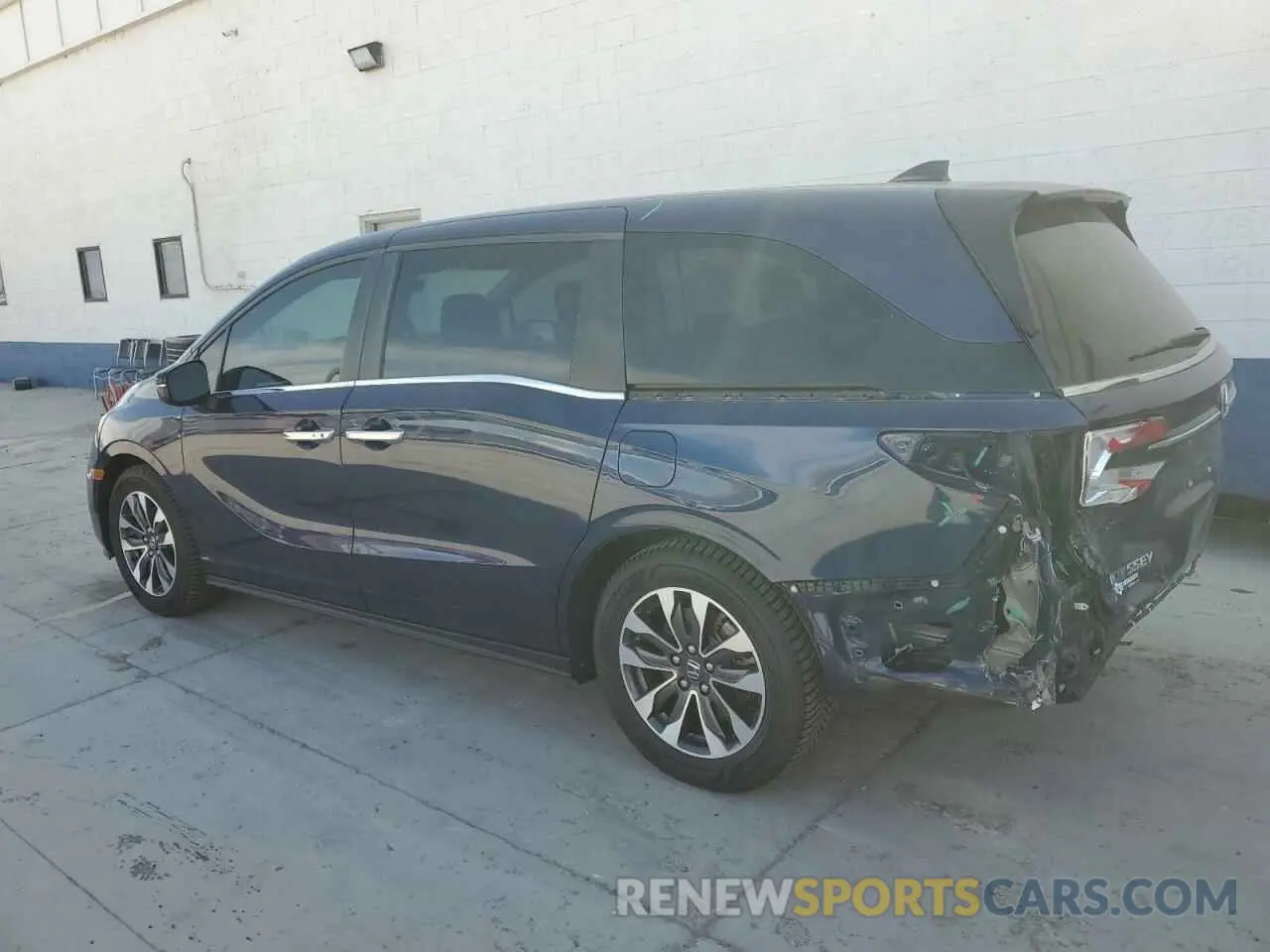 2 Photograph of a damaged car 5FNRL6H71NB061658 HONDA All Models 2022