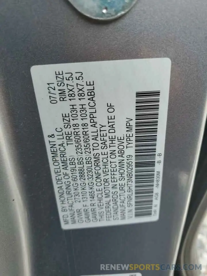 13 Photograph of a damaged car 5FNRL6H73NB029519 HONDA All Models 2022