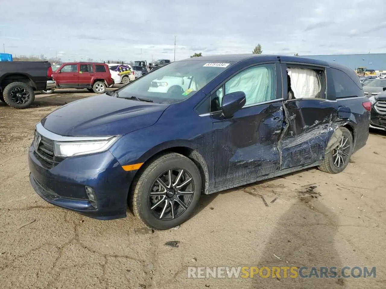1 Photograph of a damaged car 5FNRL6H76NB048906 HONDA All Models 2022