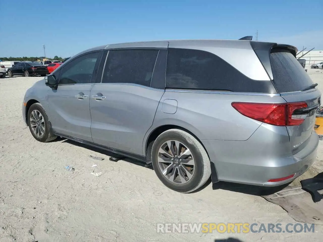2 Photograph of a damaged car 5FNRL6H68RB016827 HONDA All Models 2024