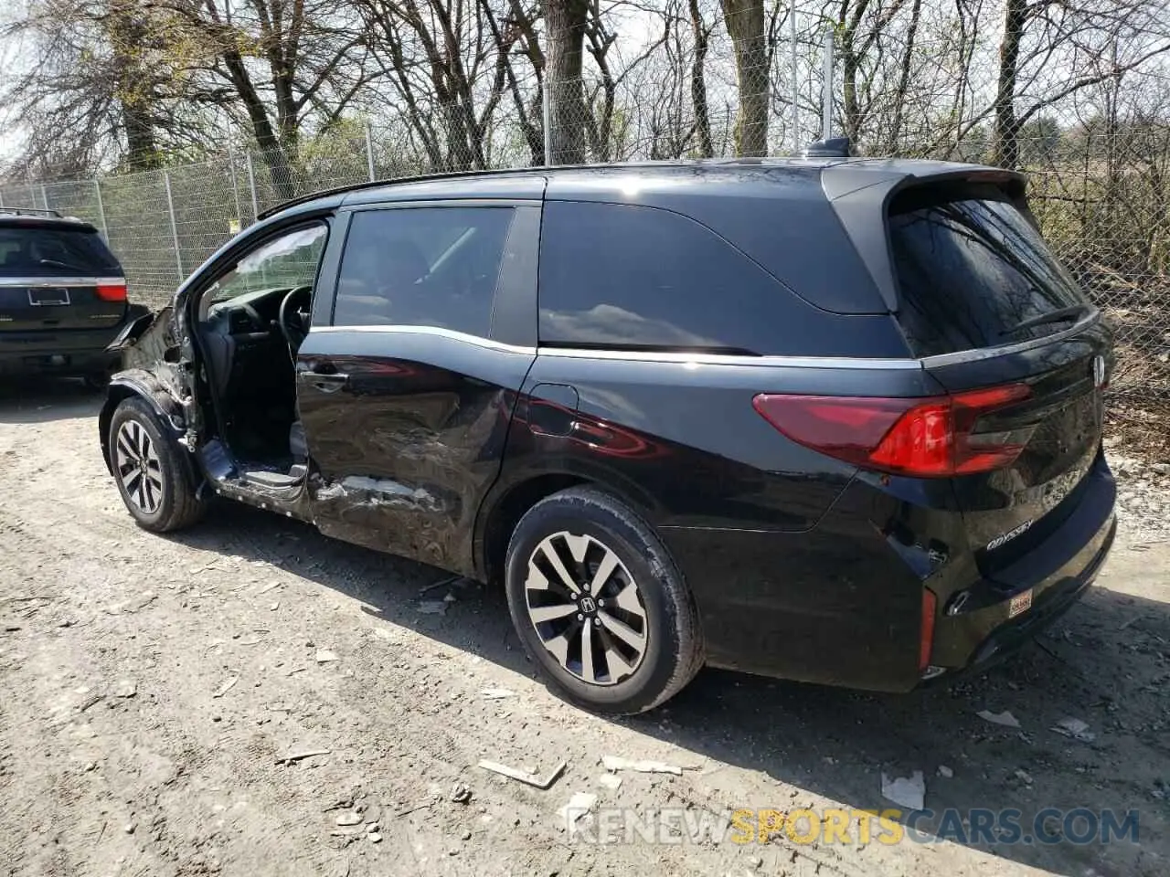2 Photograph of a damaged car 5FNRL6H65SB037379 HONDA All Models 2025