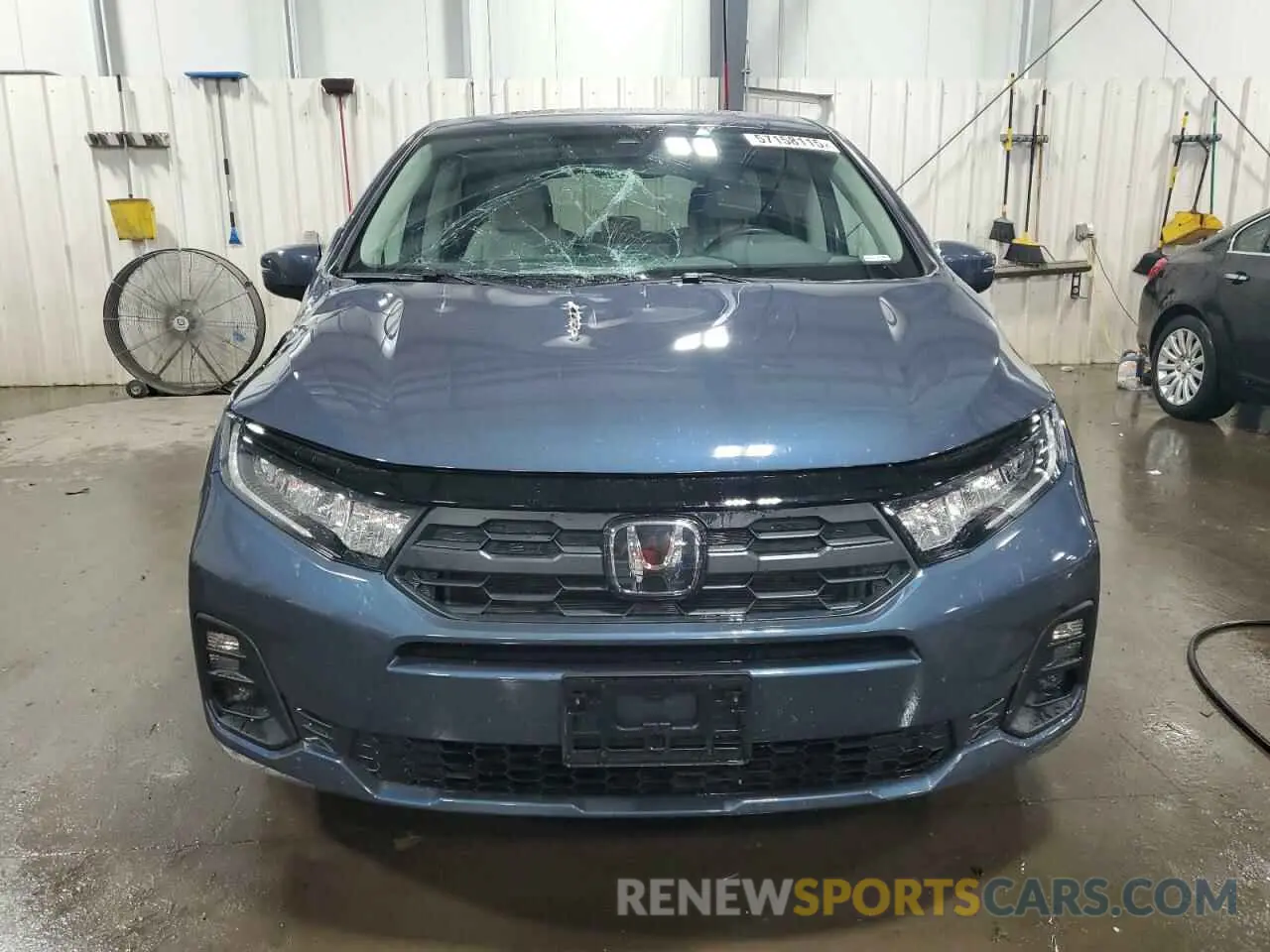 5 Photograph of a damaged car 5FNRL6H66SB009185 HONDA All Models 2025