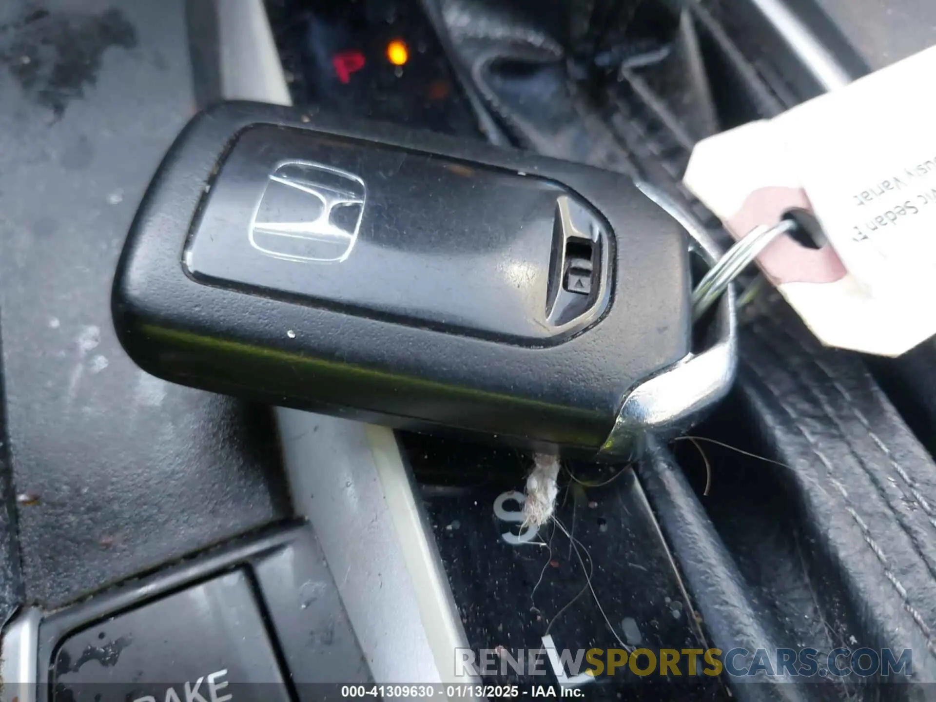 11 Photograph of a damaged car 19XFC1F30KE001927 HONDA CIVIC 2019