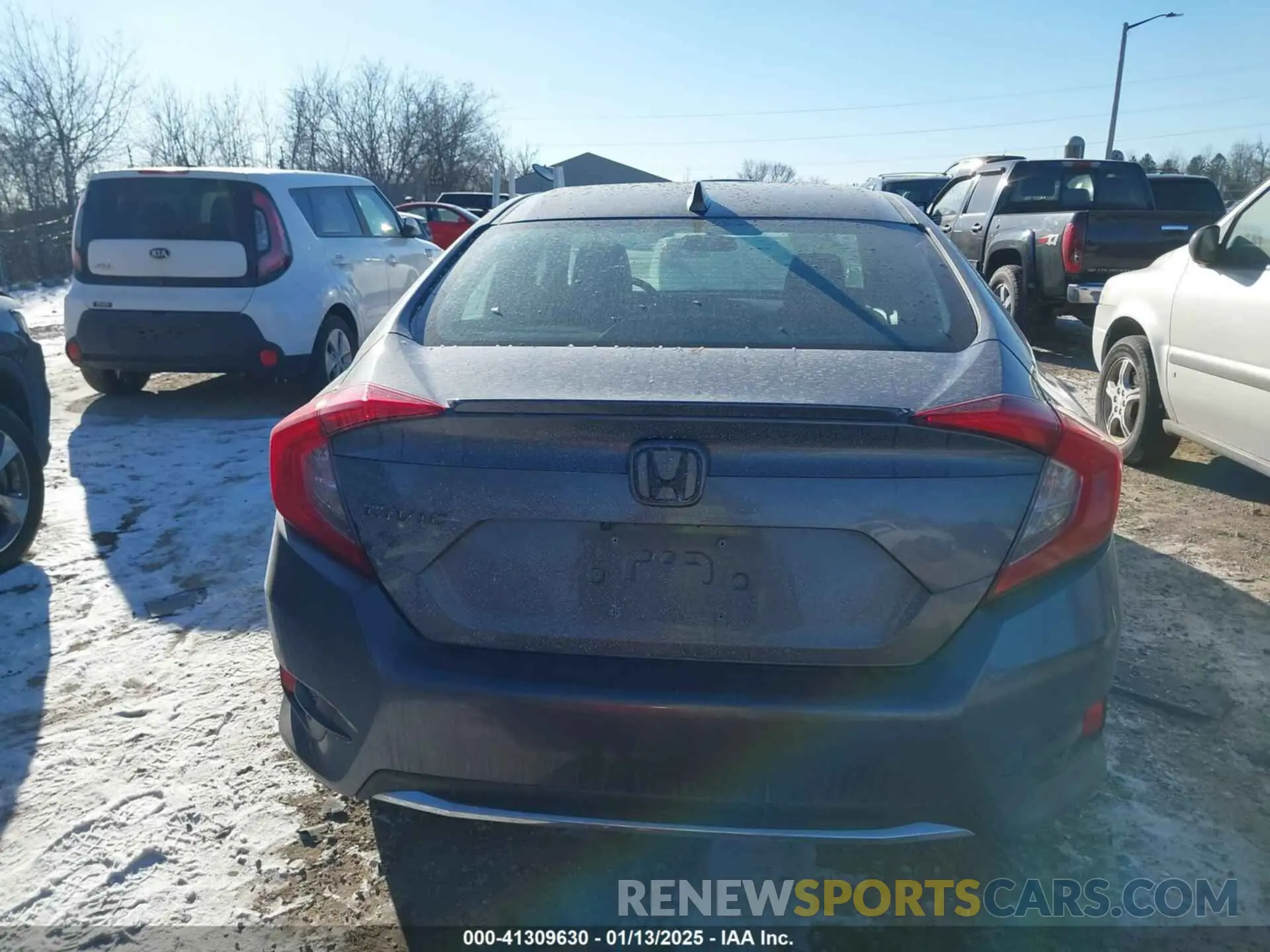 17 Photograph of a damaged car 19XFC1F30KE001927 HONDA CIVIC 2019