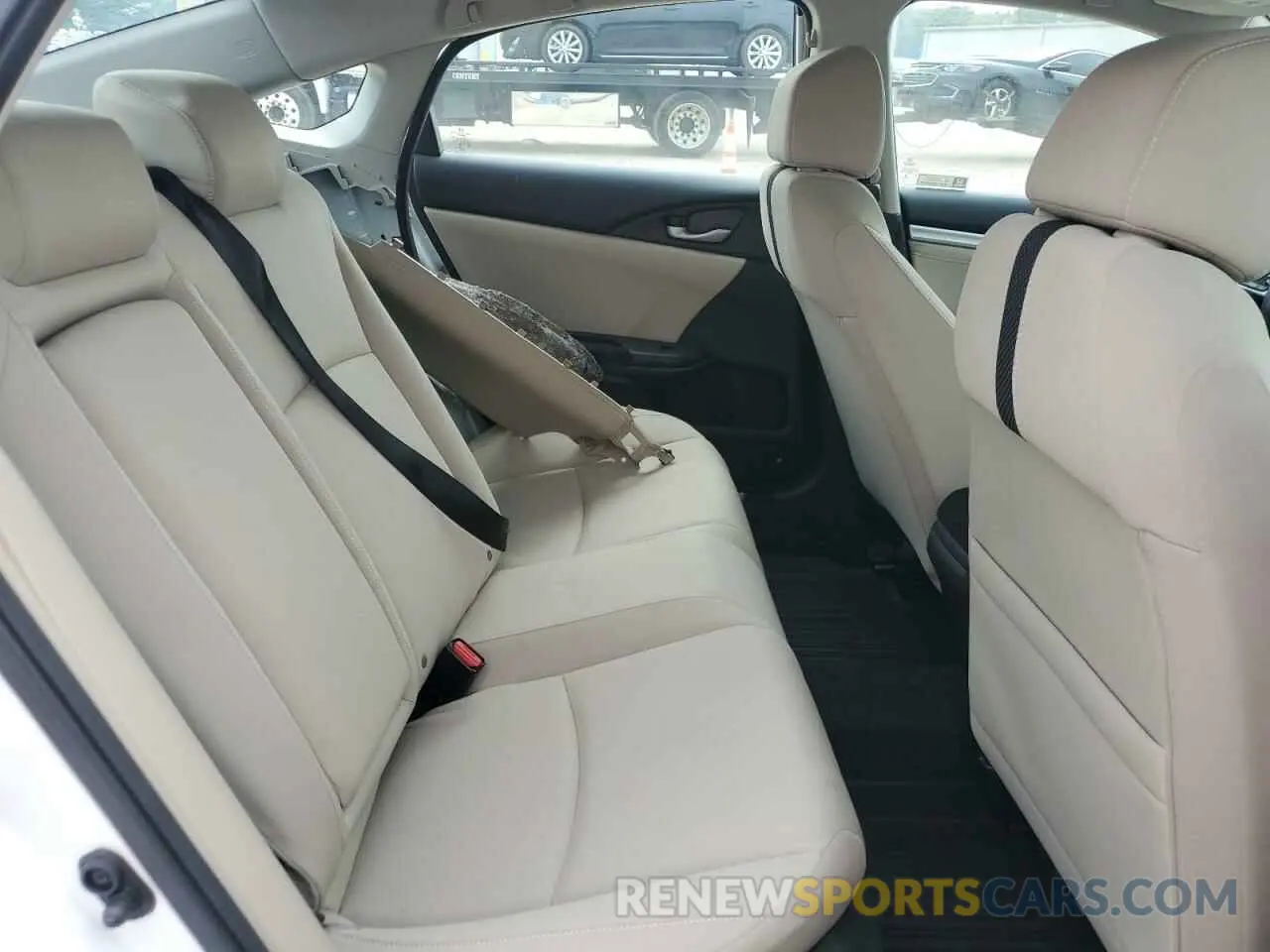 10 Photograph of a damaged car 19XFC1F30KE007002 HONDA CIVIC 2019