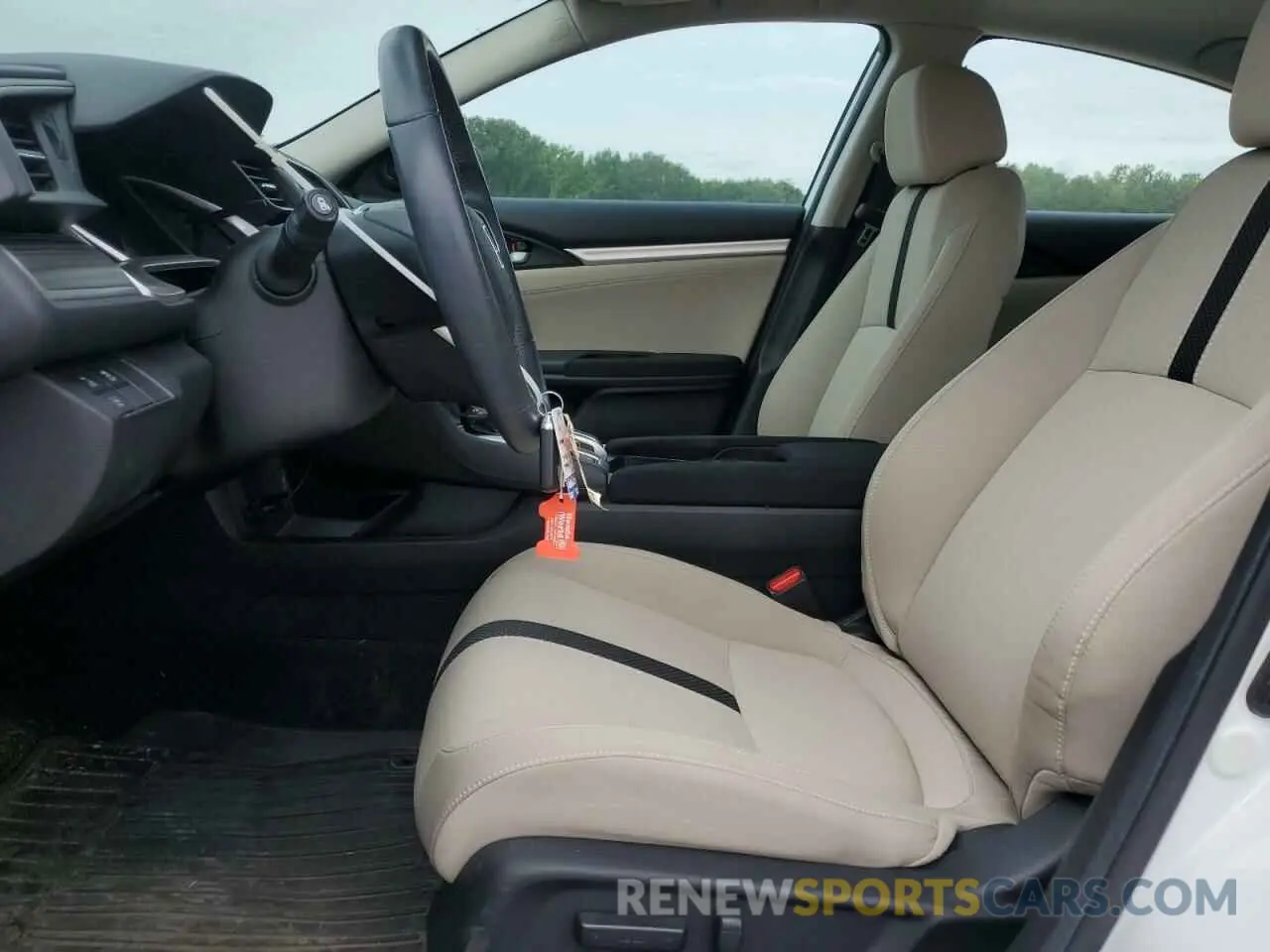 7 Photograph of a damaged car 19XFC1F30KE007002 HONDA CIVIC 2019