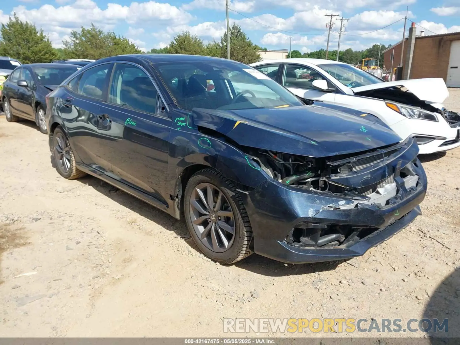 1 Photograph of a damaged car 19XFC1F30KE018579 HONDA CIVIC 2019