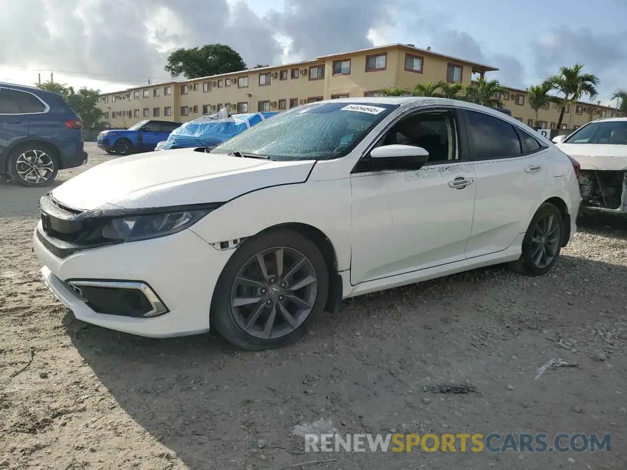 1 Photograph of a damaged car 19XFC1F30KE208270 HONDA CIVIC 2019