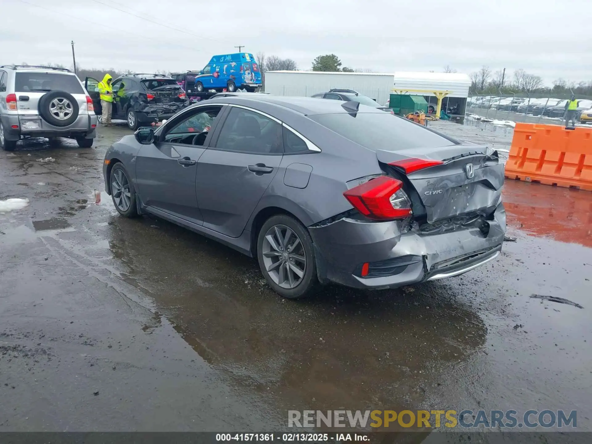3 Photograph of a damaged car 19XFC1F31KE002777 HONDA CIVIC 2019