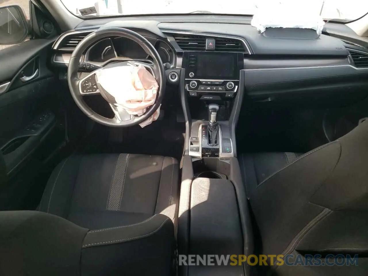8 Photograph of a damaged car 19XFC1F31KE214059 HONDA CIVIC 2019
