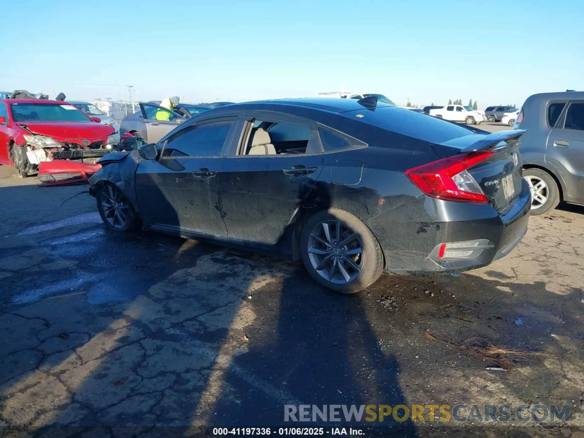3 Photograph of a damaged car 19XFC1F31KE214384 HONDA CIVIC 2019