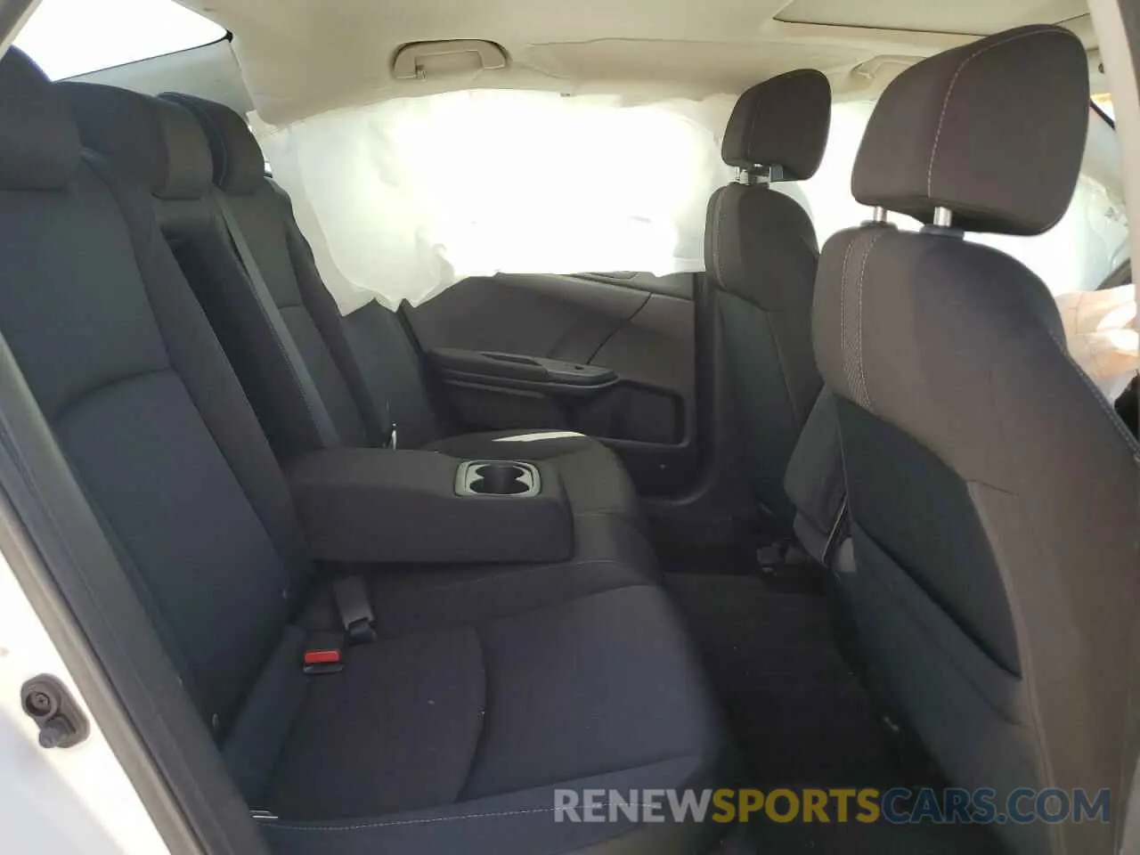 10 Photograph of a damaged car 19XFC1F32KE002190 HONDA CIVIC 2019