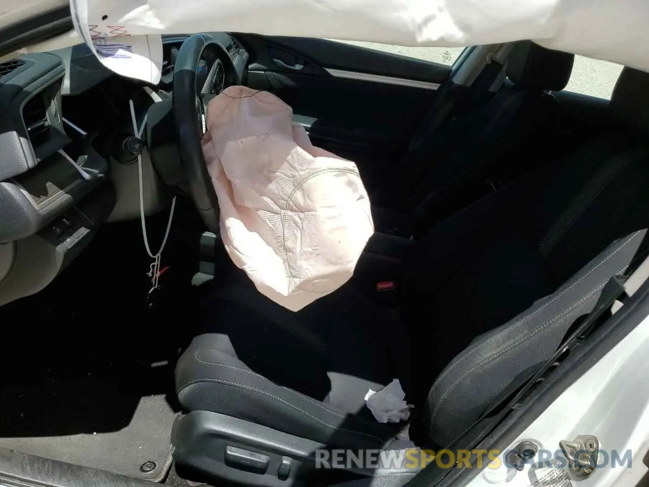 7 Photograph of a damaged car 19XFC1F32KE002190 HONDA CIVIC 2019