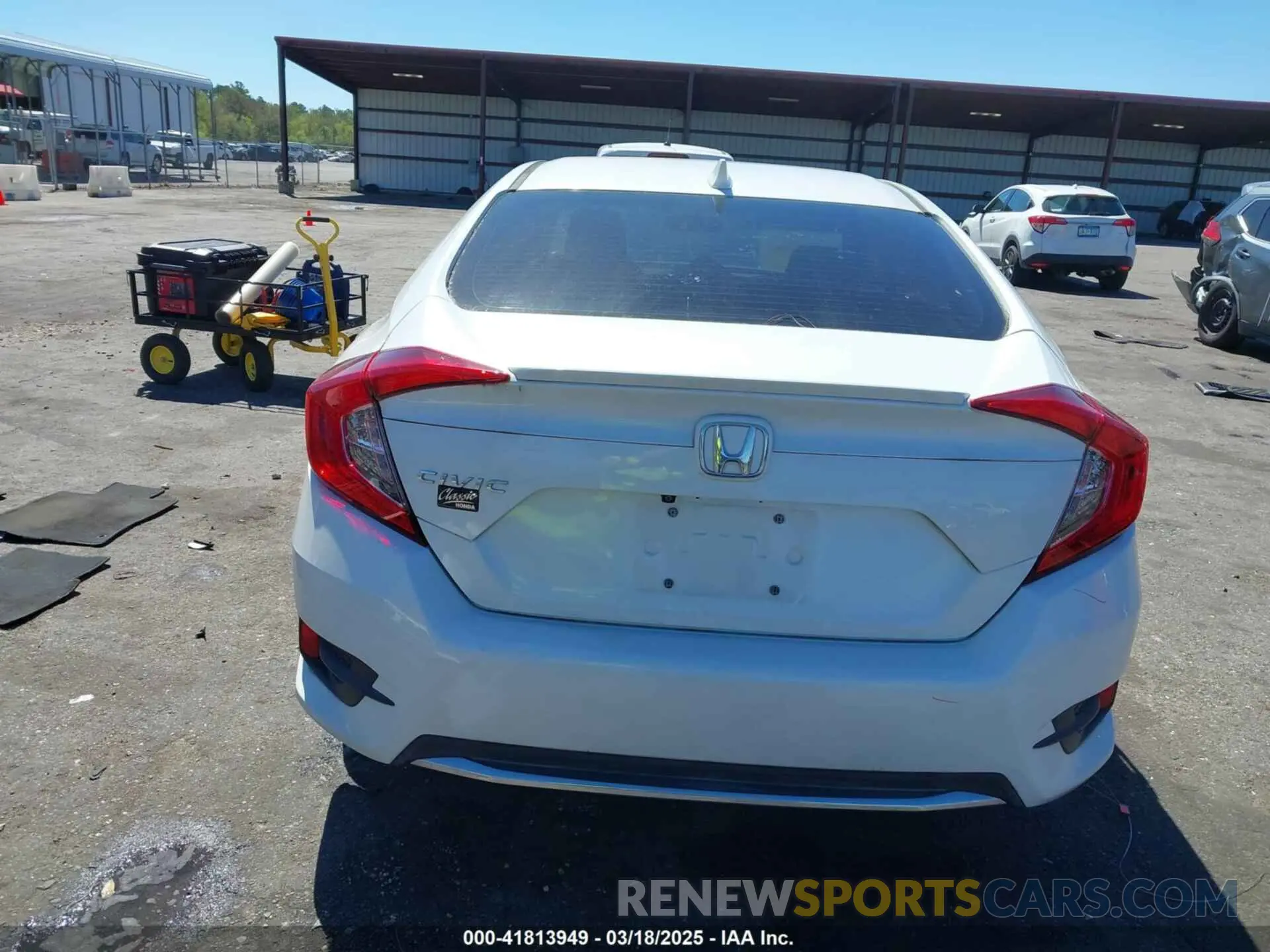 17 Photograph of a damaged car 19XFC1F32KE005154 HONDA CIVIC 2019