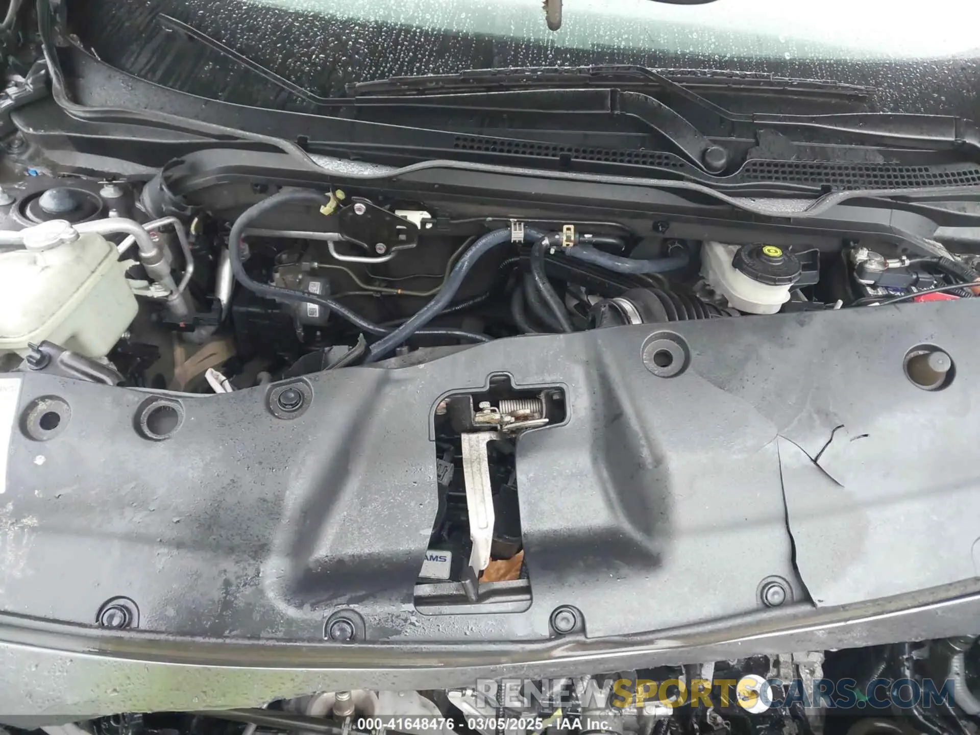 10 Photograph of a damaged car 19XFC1F32KE011472 HONDA CIVIC 2019
