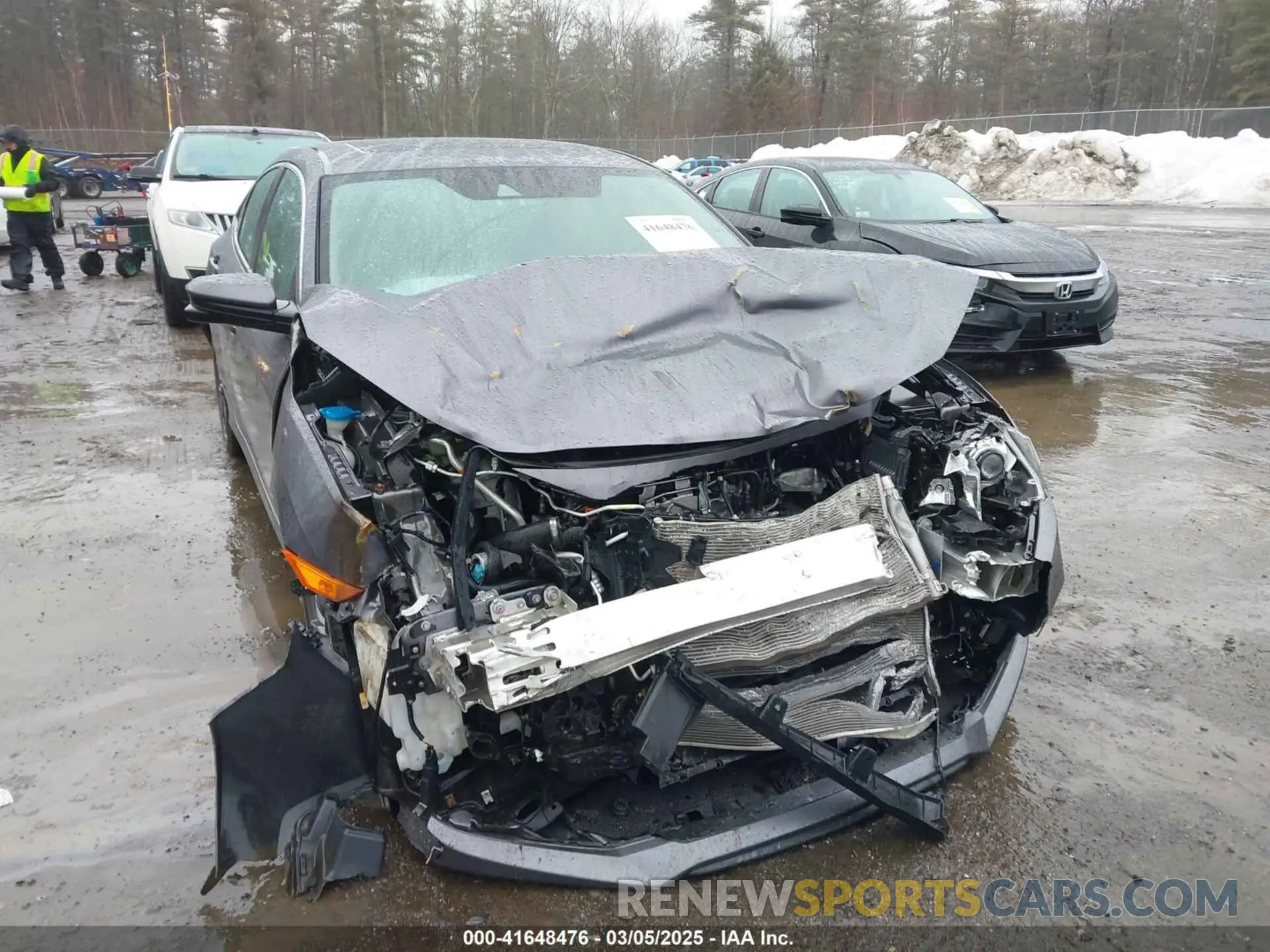 6 Photograph of a damaged car 19XFC1F32KE011472 HONDA CIVIC 2019