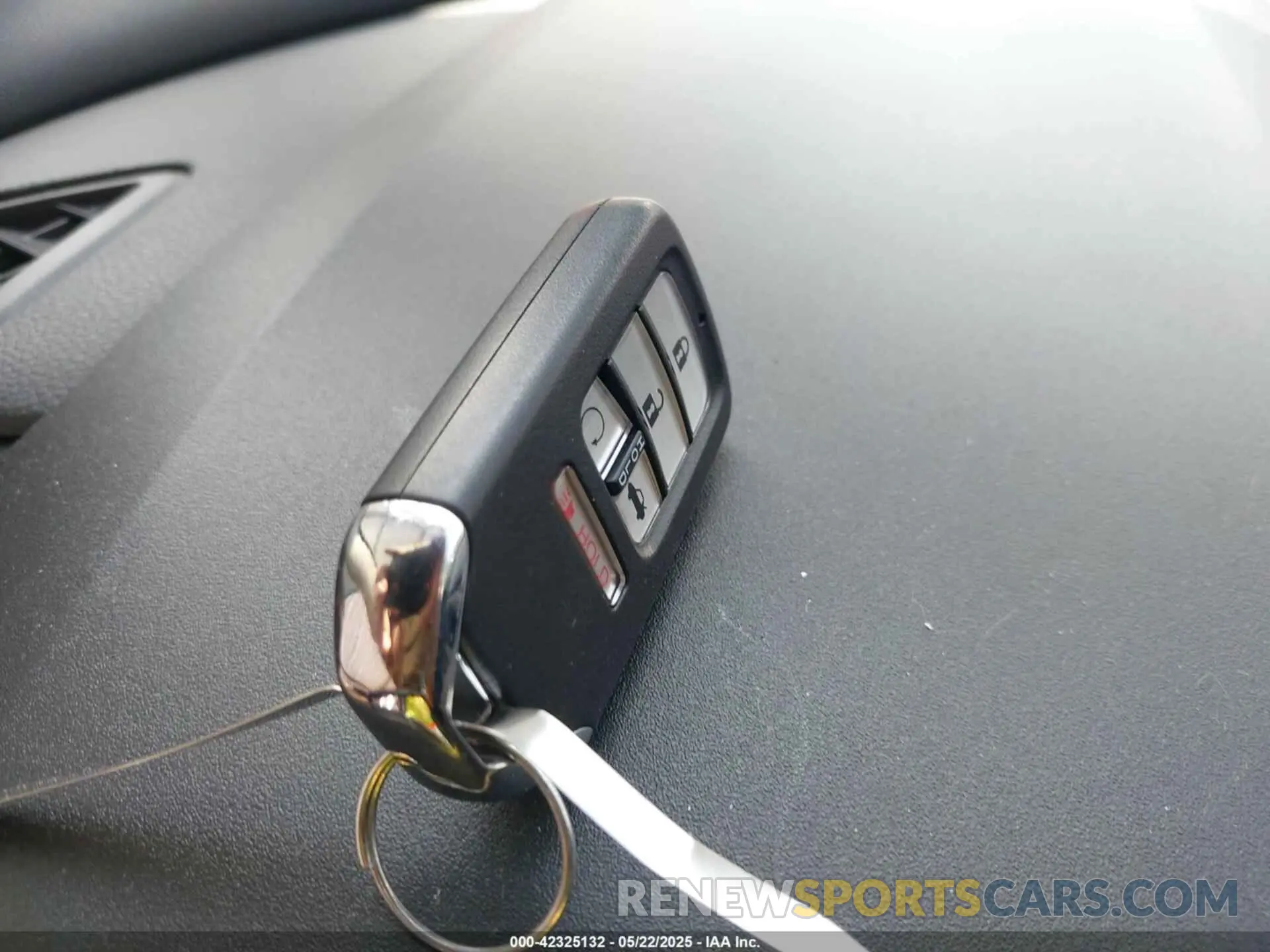 11 Photograph of a damaged car 19XFC1F32KE015439 HONDA CIVIC 2019