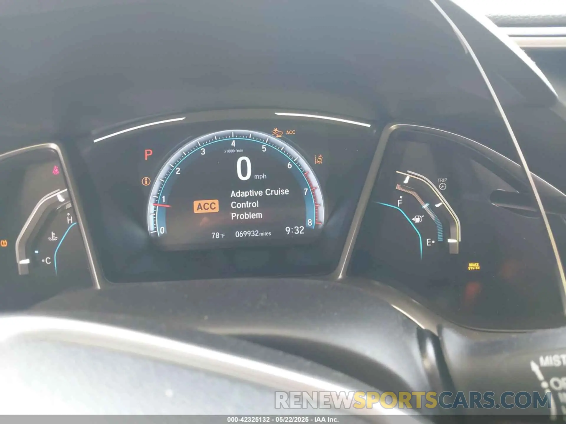 7 Photograph of a damaged car 19XFC1F32KE015439 HONDA CIVIC 2019