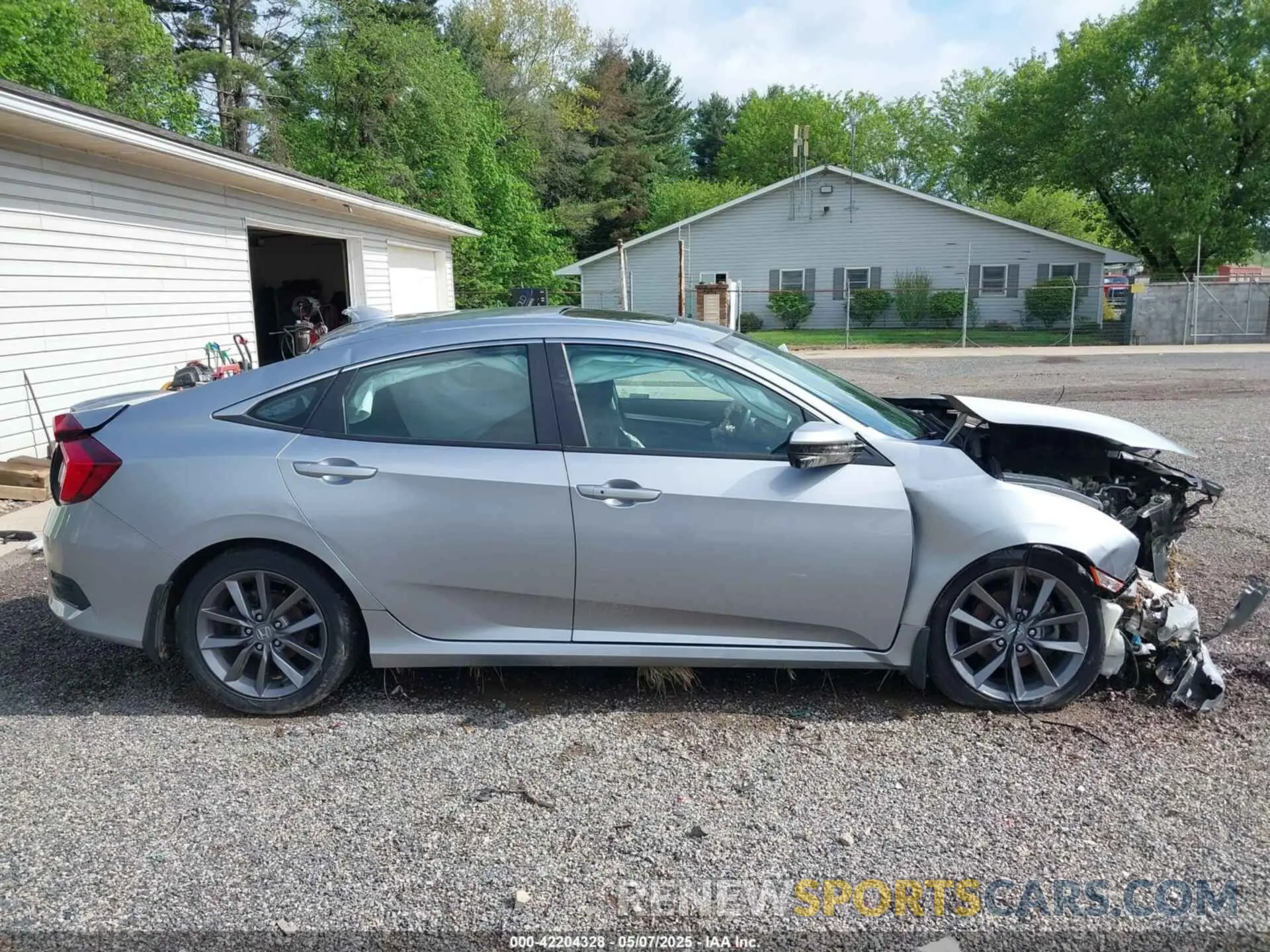 14 Photograph of a damaged car 19XFC1F32KE018924 HONDA CIVIC 2019