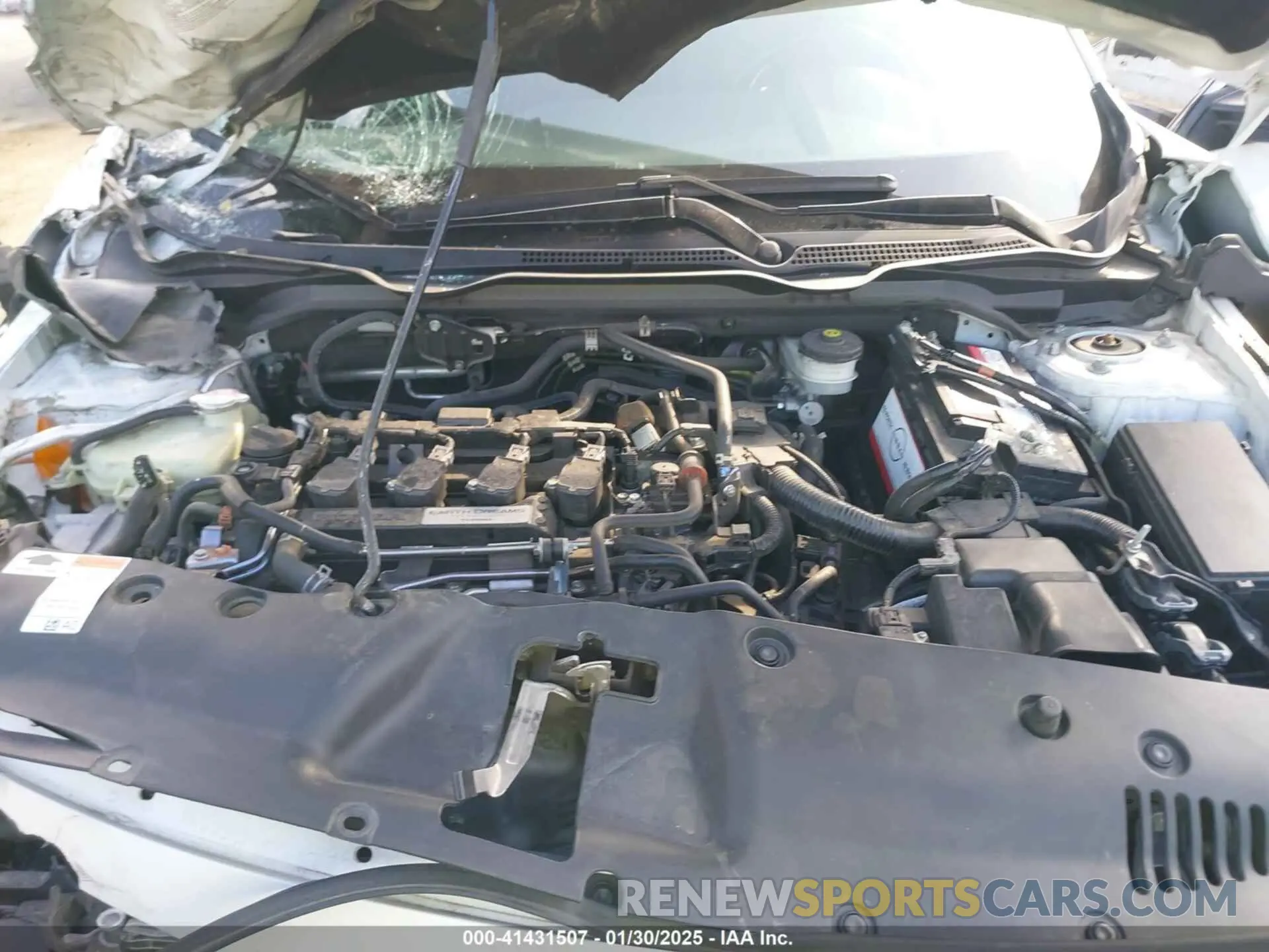 10 Photograph of a damaged car 19XFC1F32KE202700 HONDA CIVIC 2019