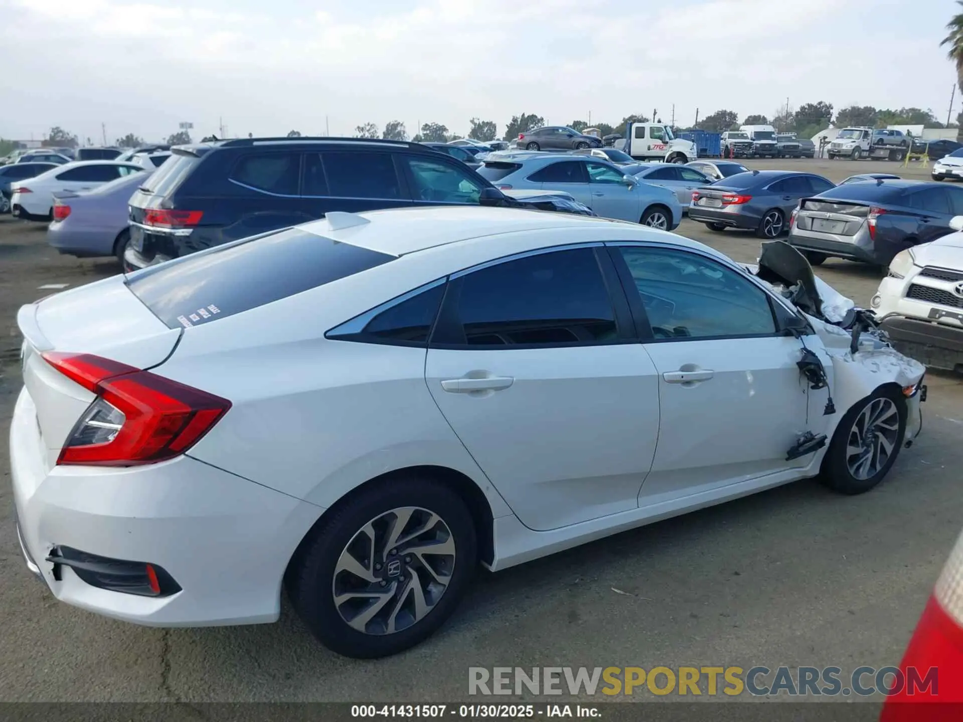 14 Photograph of a damaged car 19XFC1F32KE202700 HONDA CIVIC 2019