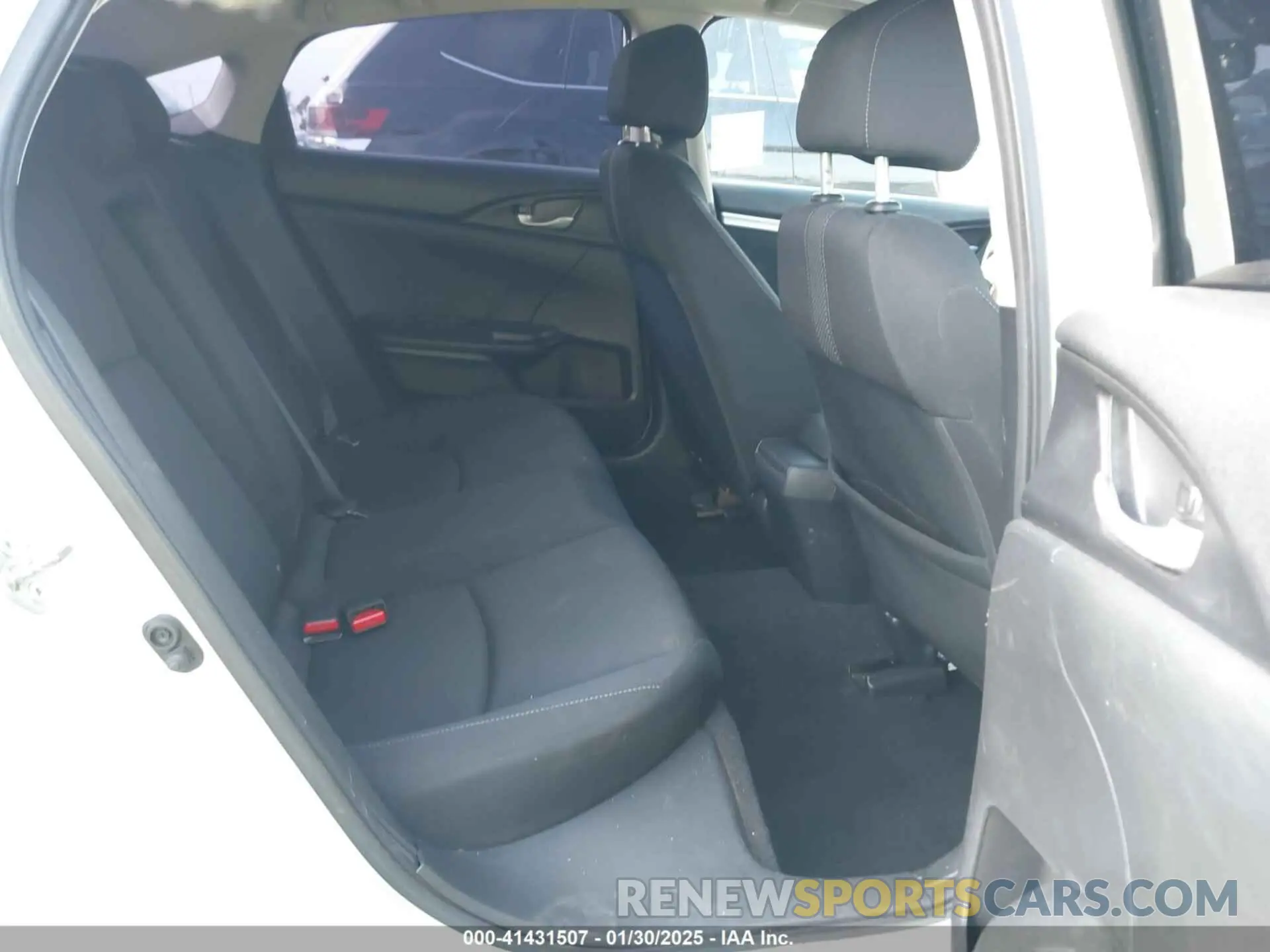 8 Photograph of a damaged car 19XFC1F32KE202700 HONDA CIVIC 2019