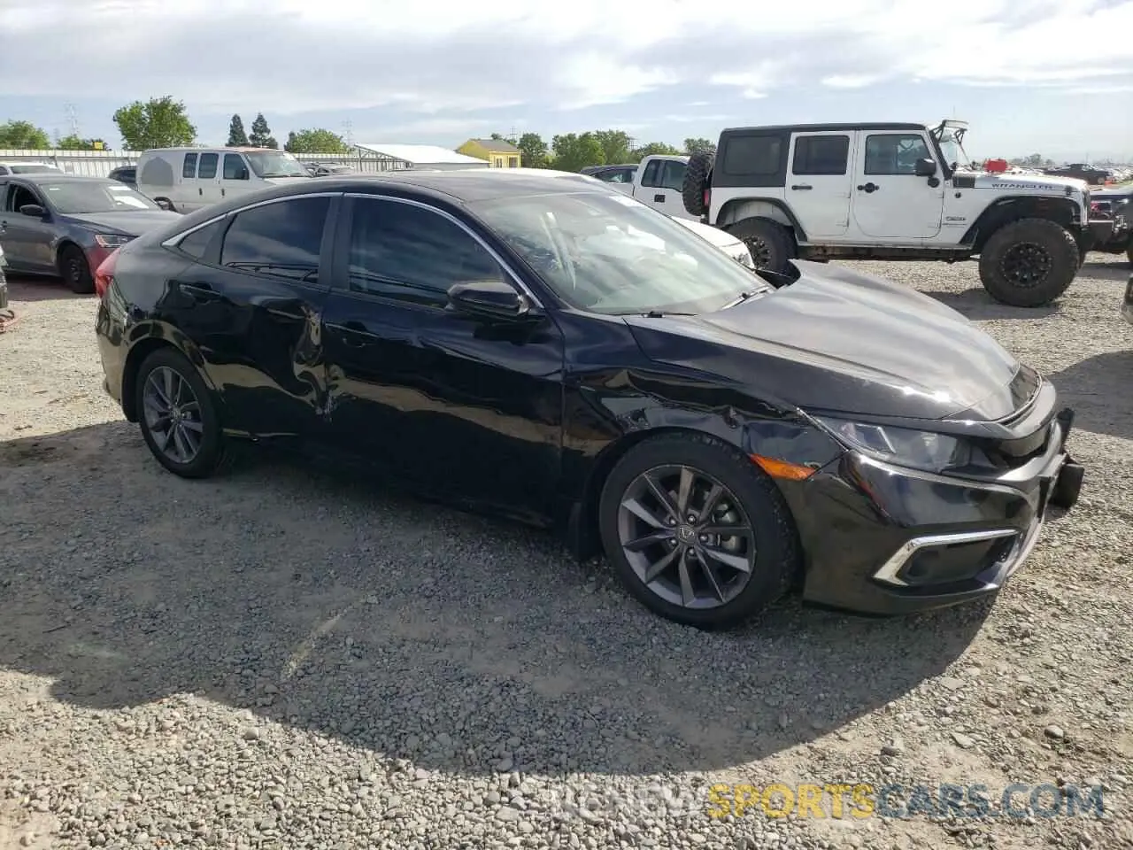 4 Photograph of a damaged car 19XFC1F32KE204026 HONDA CIVIC 2019