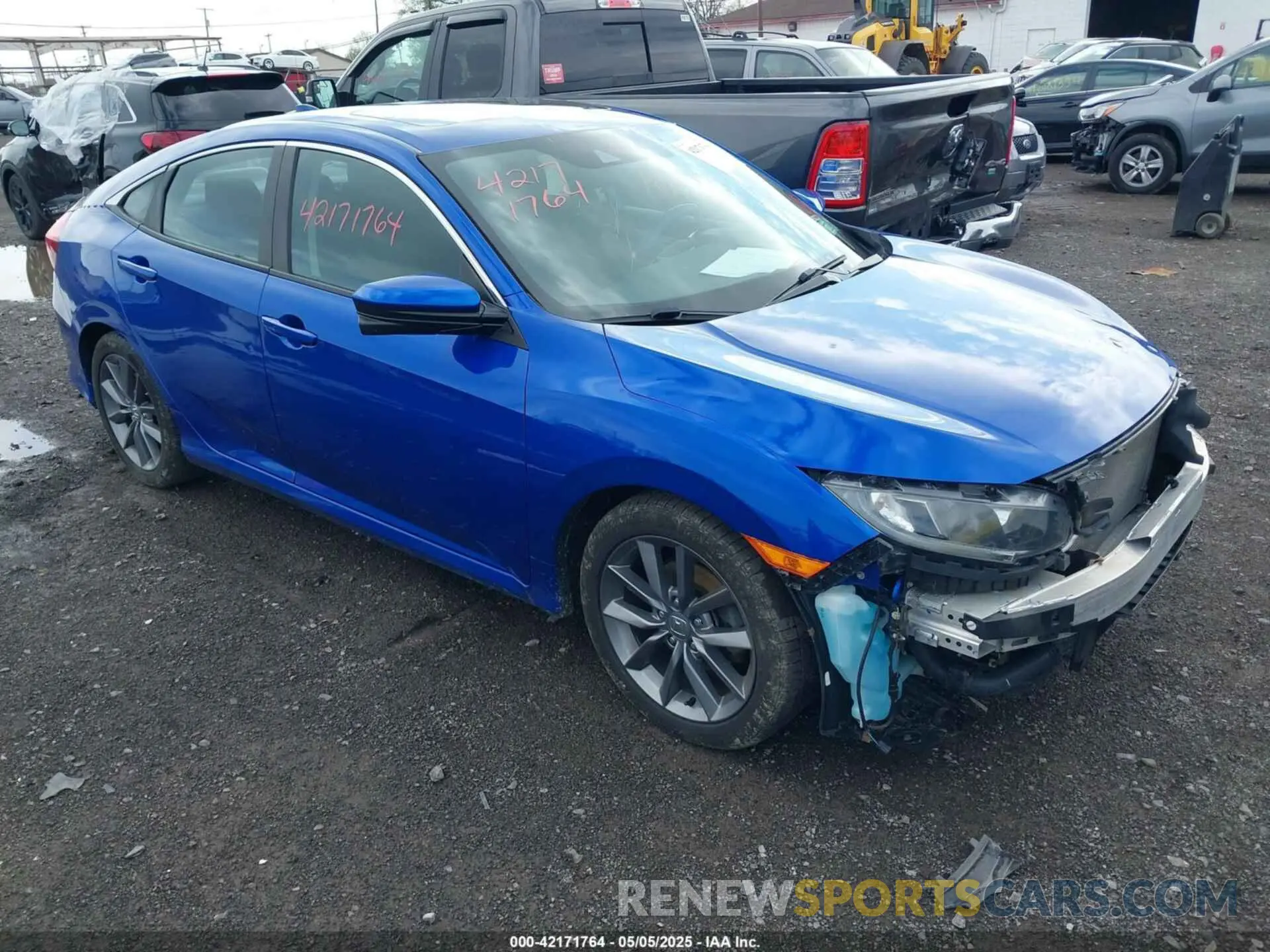 1 Photograph of a damaged car 19XFC1F32KE211316 HONDA CIVIC 2019