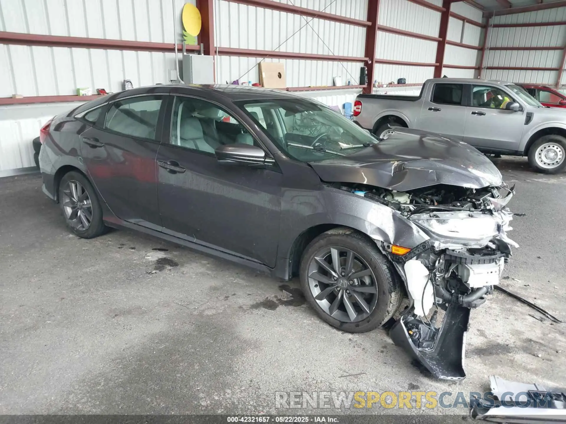 1 Photograph of a damaged car 19XFC1F32KE217052 HONDA CIVIC 2019
