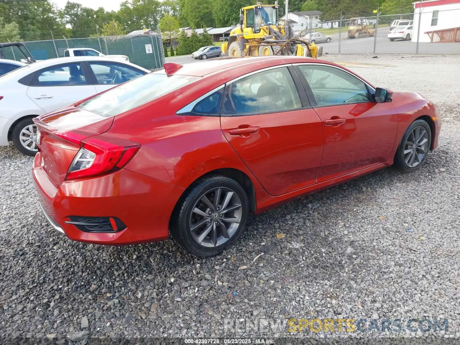 4 Photograph of a damaged car 19XFC1F33KE000402 HONDA CIVIC 2019