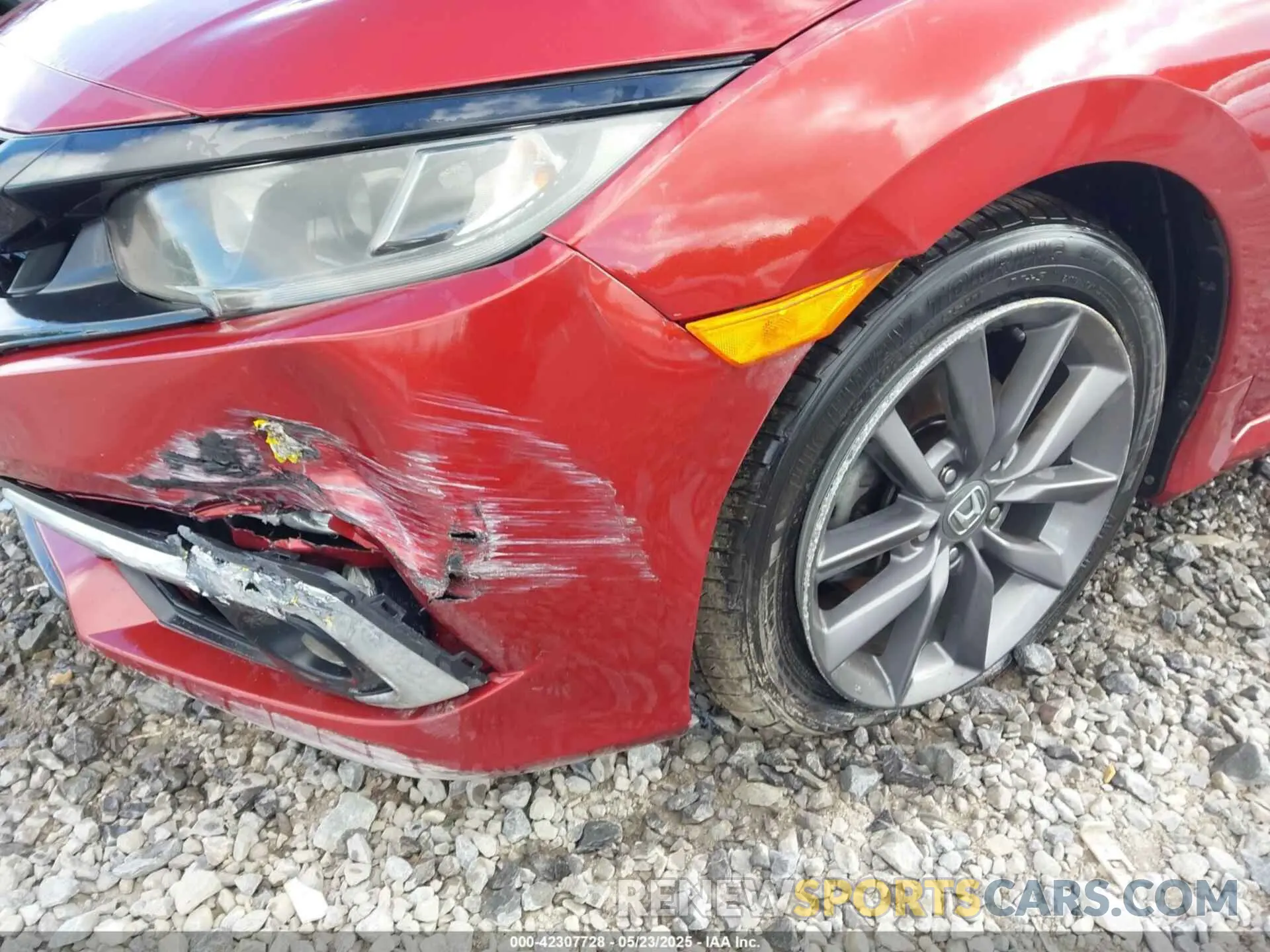 6 Photograph of a damaged car 19XFC1F33KE000402 HONDA CIVIC 2019