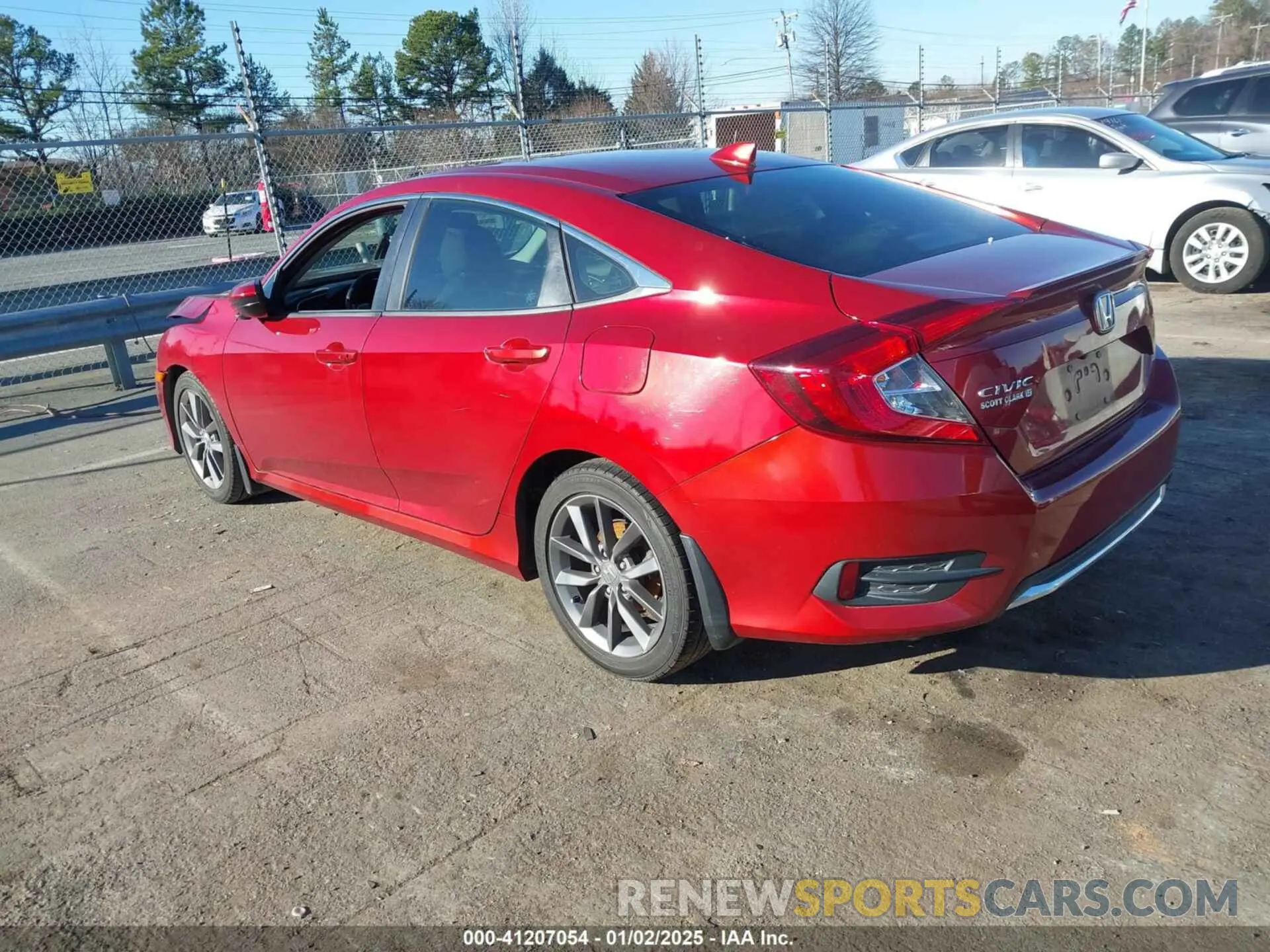 3 Photograph of a damaged car 19XFC1F33KE004367 HONDA CIVIC 2019