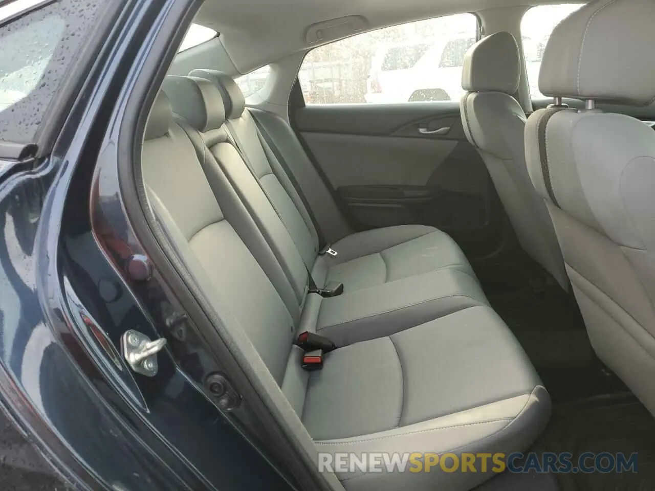 10 Photograph of a damaged car 19XFC1F33KE016213 HONDA CIVIC 2019