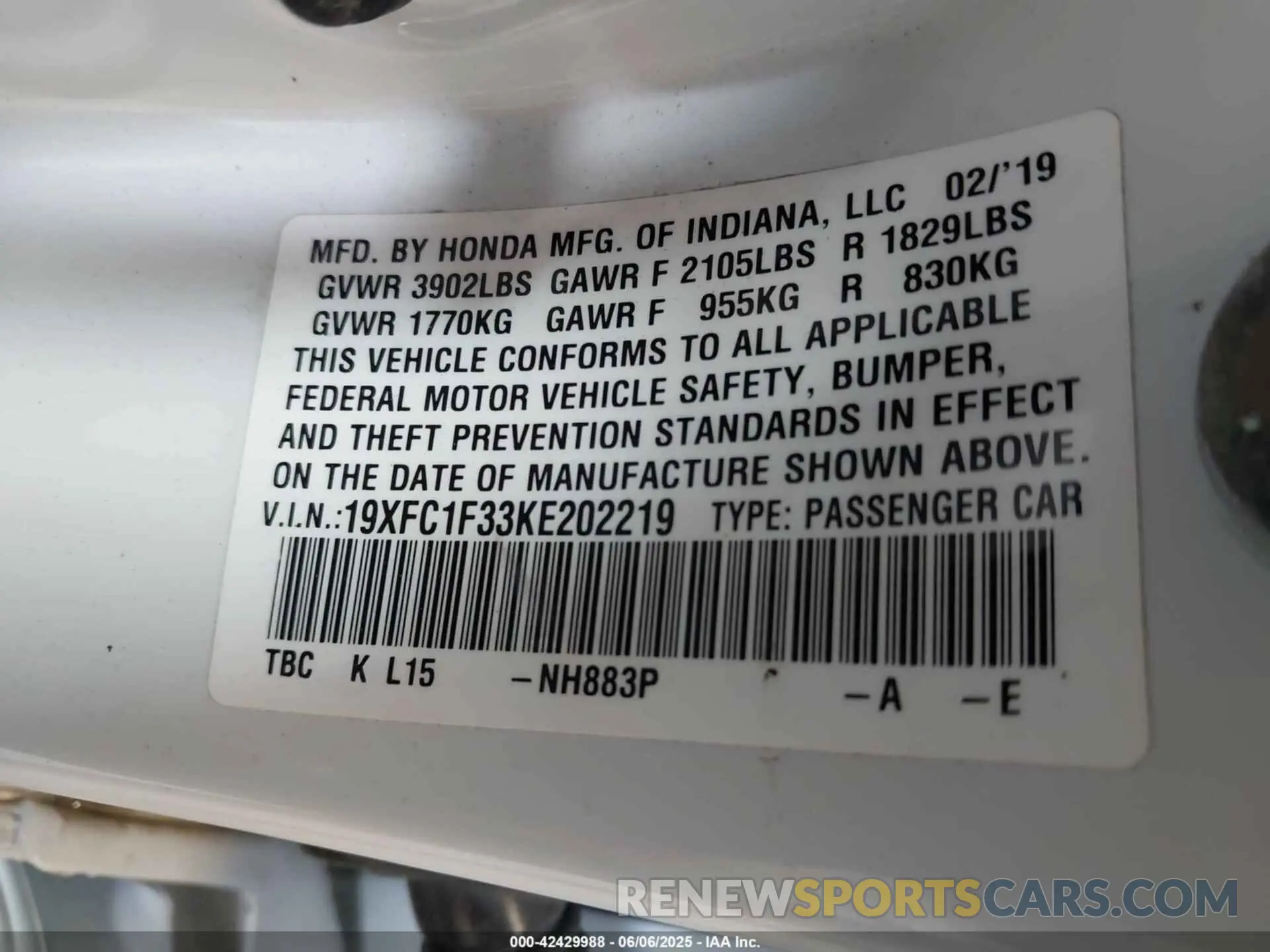 9 Photograph of a damaged car 19XFC1F33KE202219 HONDA CIVIC 2019