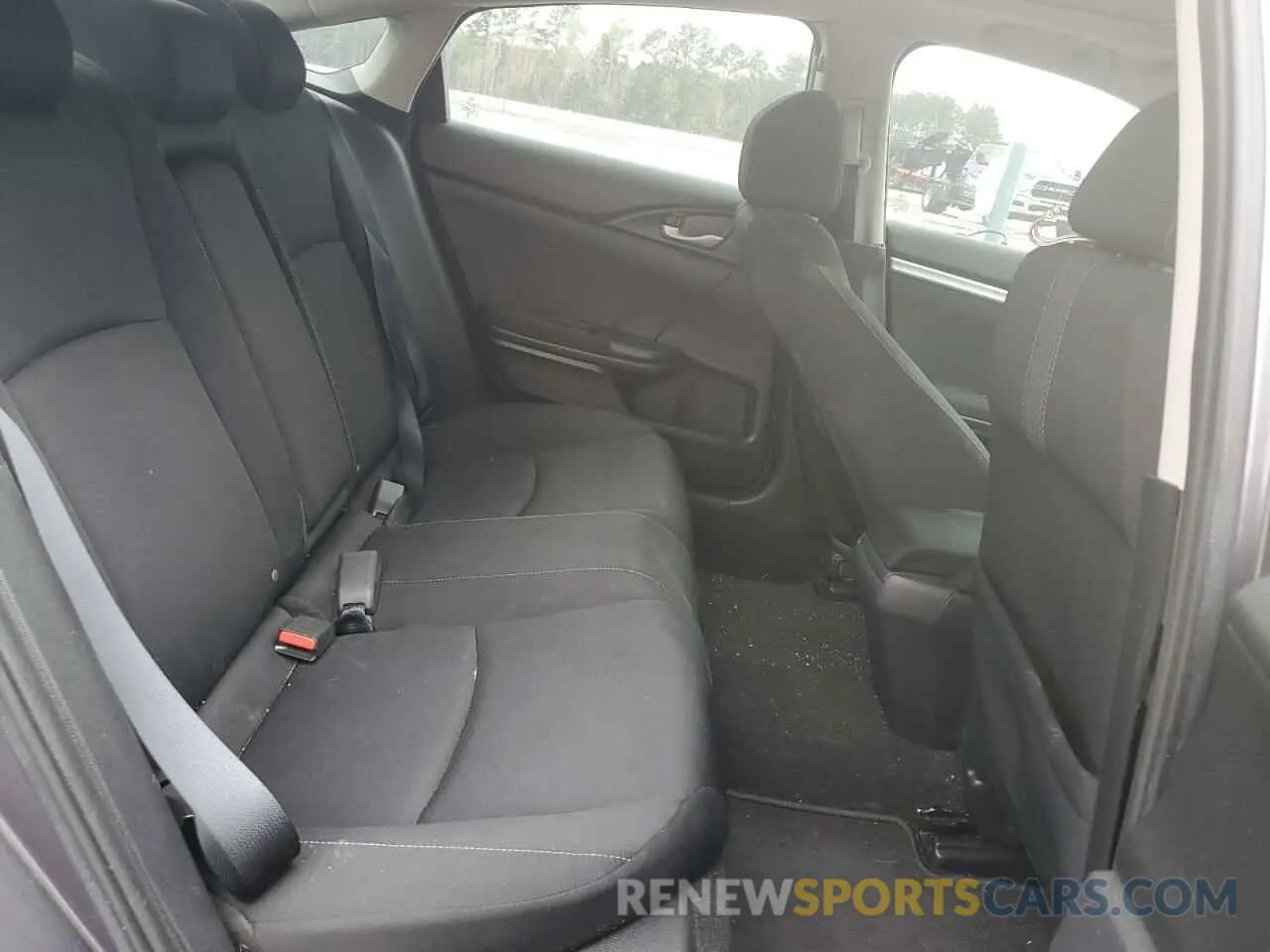 10 Photograph of a damaged car 19XFC1F33KE202821 HONDA CIVIC 2019
