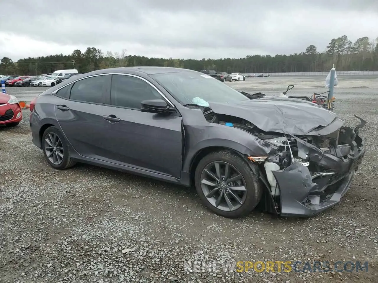 4 Photograph of a damaged car 19XFC1F33KE202821 HONDA CIVIC 2019