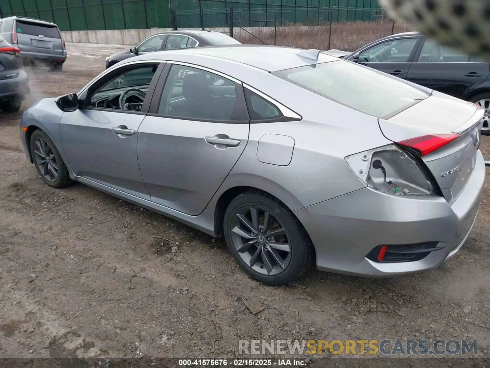 3 Photograph of a damaged car 19XFC1F33KE210711 HONDA CIVIC 2019
