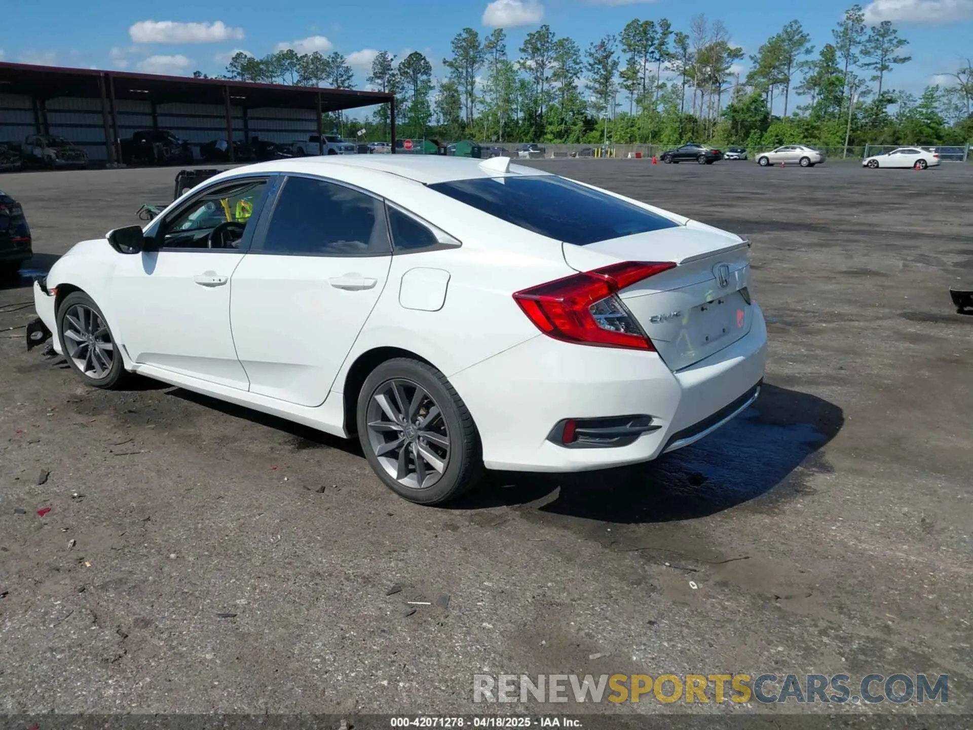 3 Photograph of a damaged car 19XFC1F34KE003597 HONDA CIVIC 2019