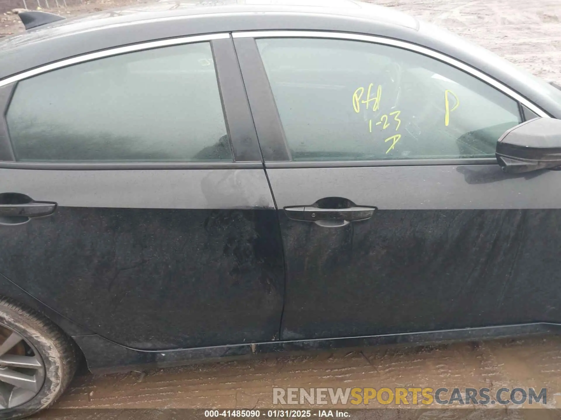 13 Photograph of a damaged car 19XFC1F34KE014454 HONDA CIVIC 2019