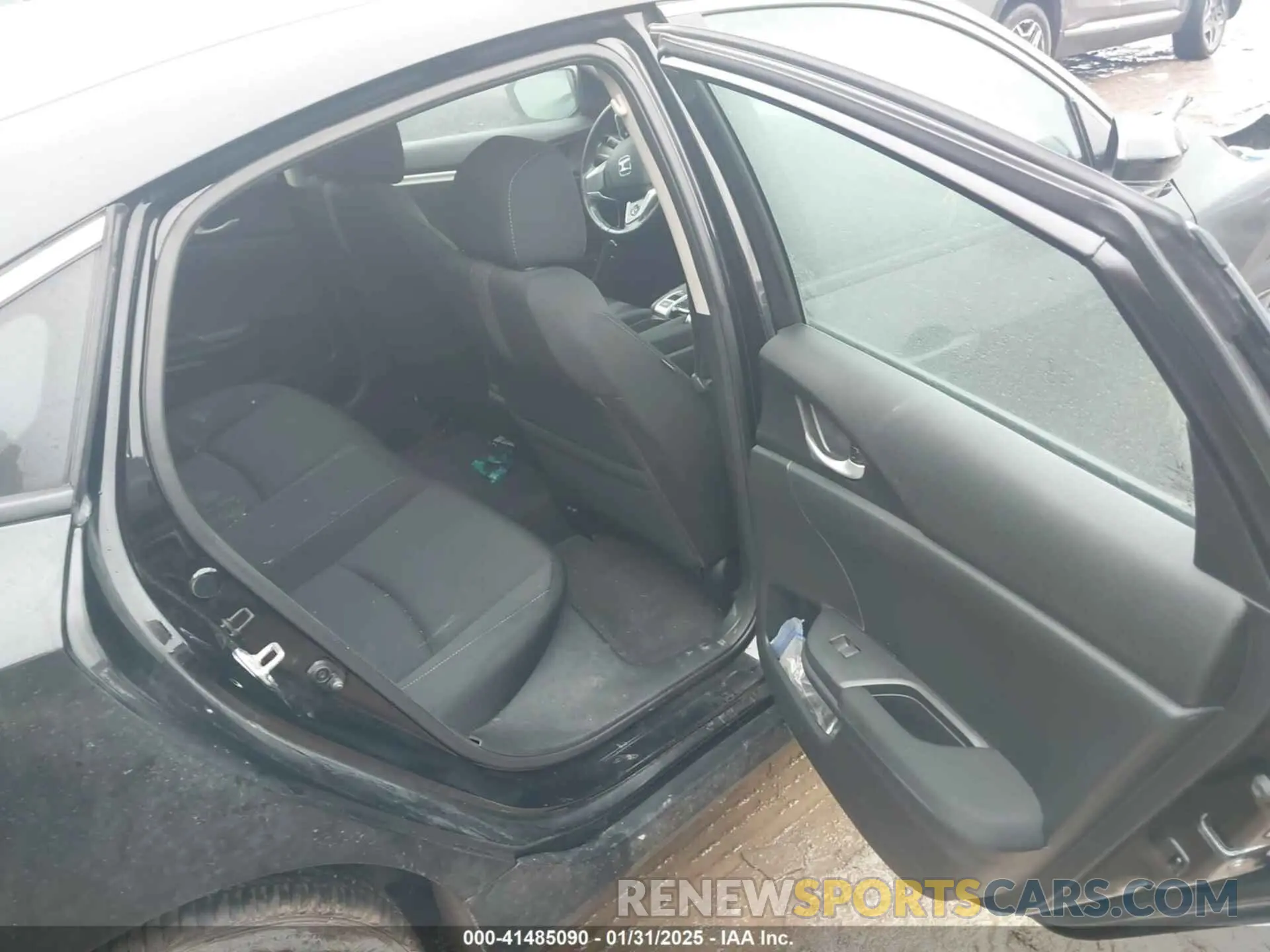 8 Photograph of a damaged car 19XFC1F34KE014454 HONDA CIVIC 2019