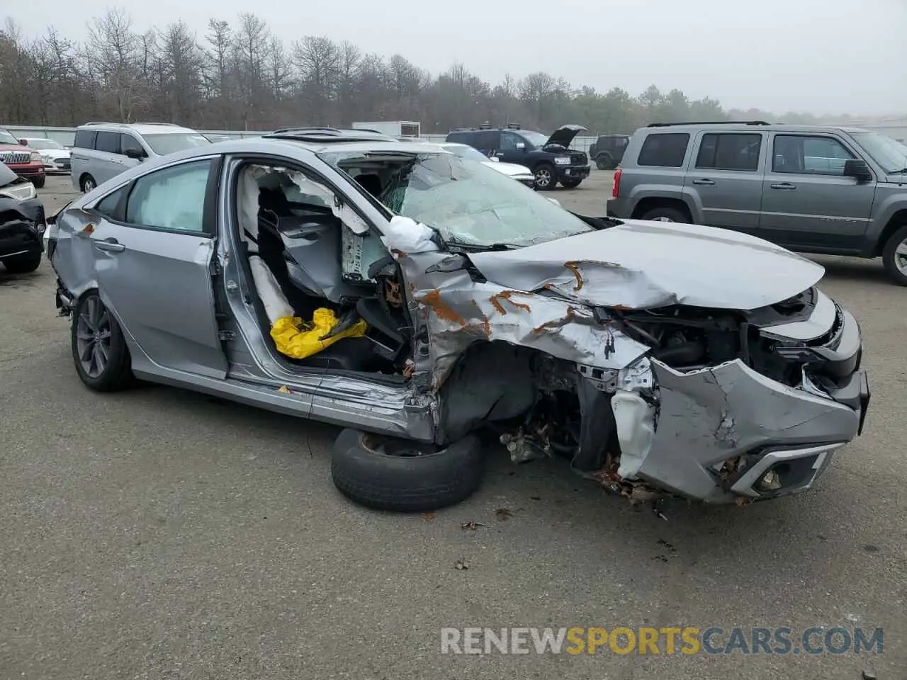 4 Photograph of a damaged car 19XFC1F34KE201533 HONDA CIVIC 2019