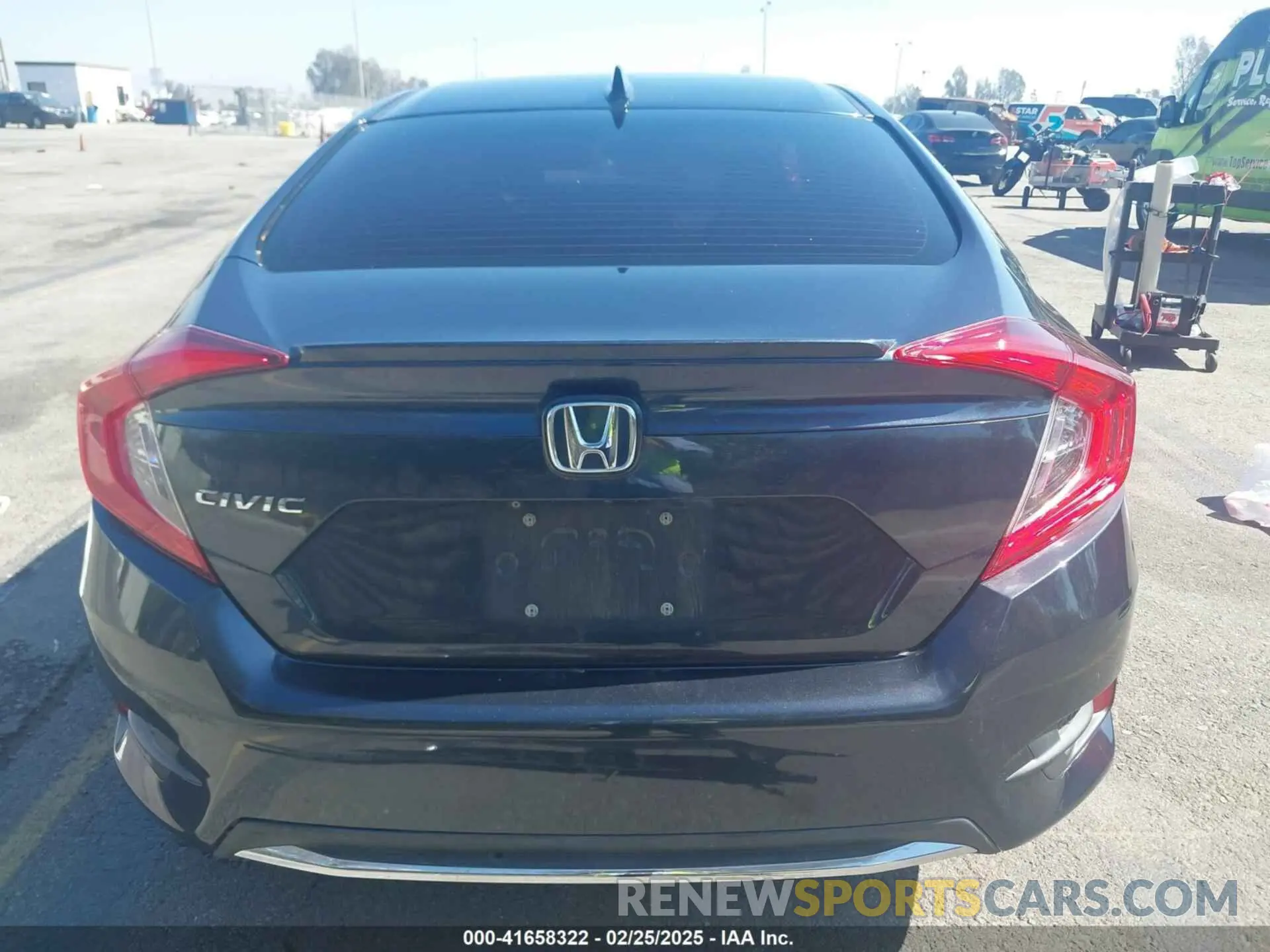 17 Photograph of a damaged car 19XFC1F34KE216517 HONDA CIVIC 2019