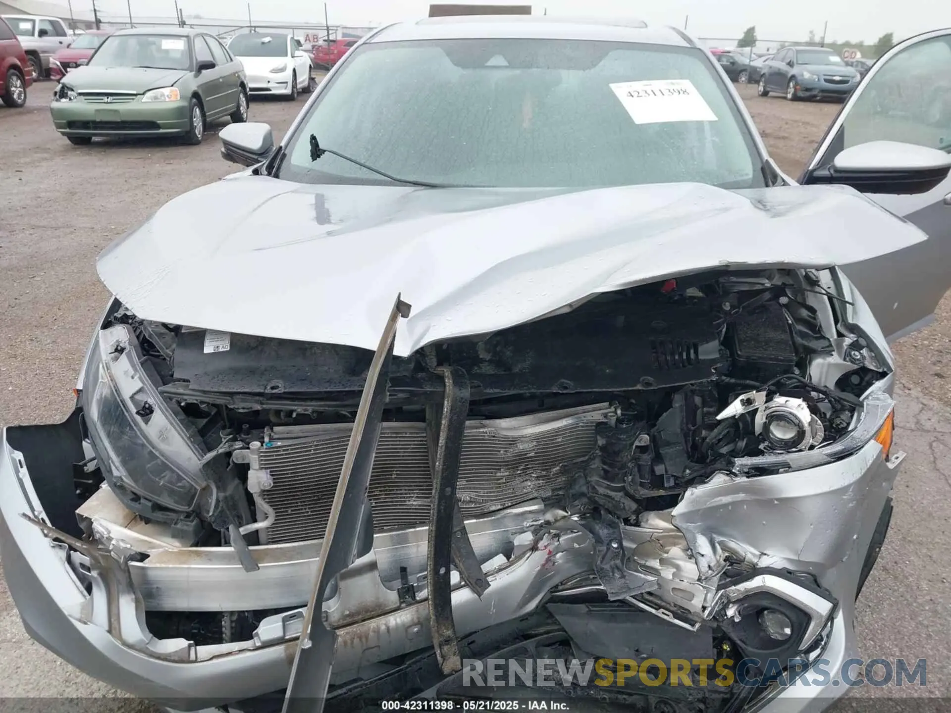 10 Photograph of a damaged car 19XFC1F35KE002670 HONDA CIVIC 2019