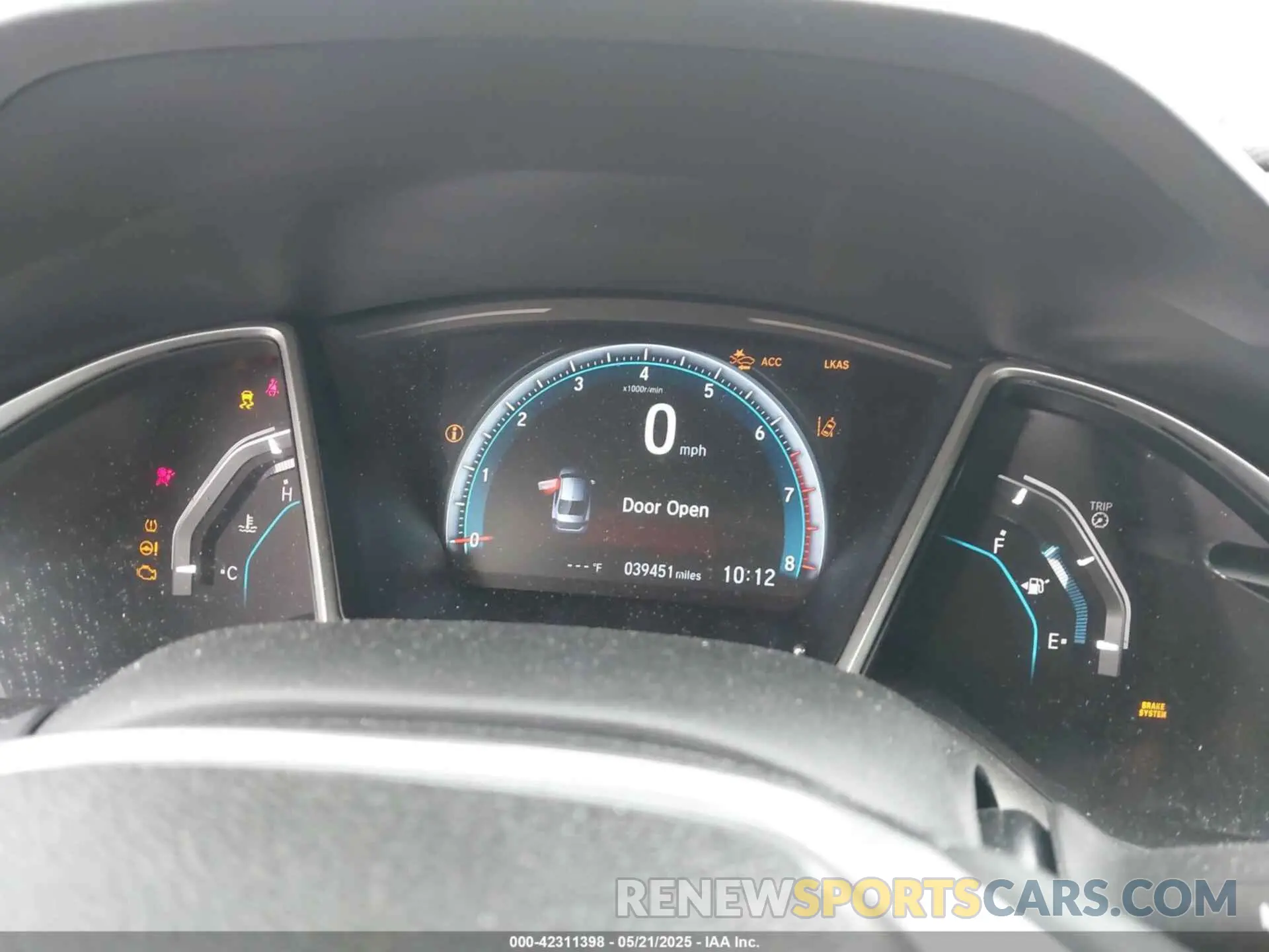 7 Photograph of a damaged car 19XFC1F35KE002670 HONDA CIVIC 2019