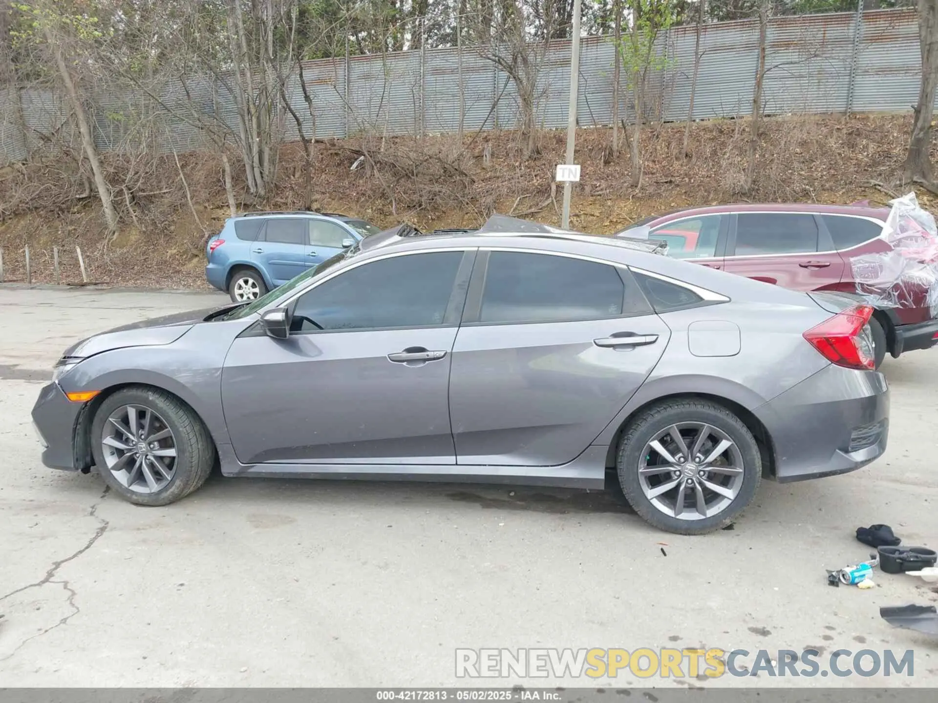 15 Photograph of a damaged car 19XFC1F35KE016973 HONDA CIVIC 2019