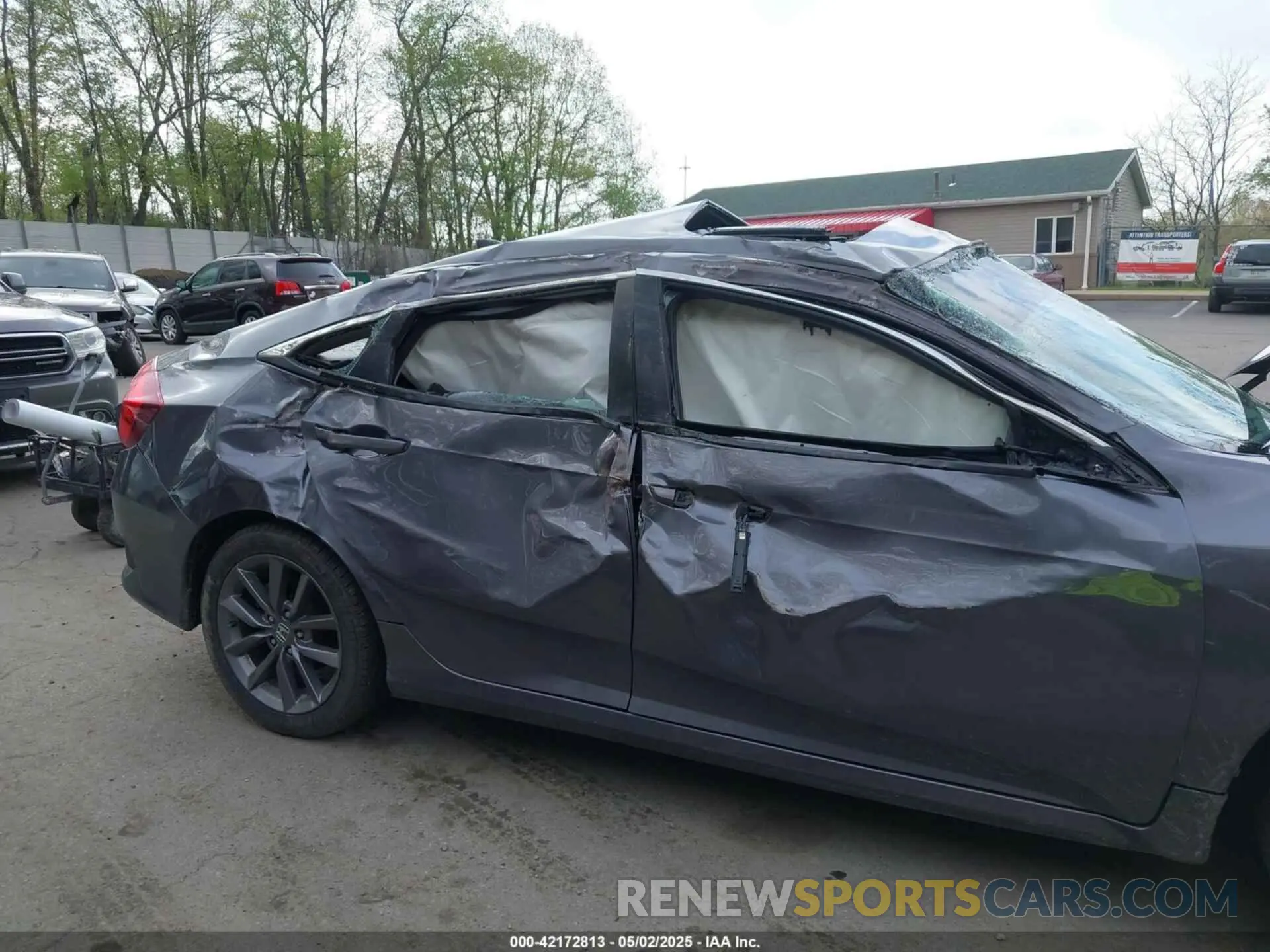 6 Photograph of a damaged car 19XFC1F35KE016973 HONDA CIVIC 2019