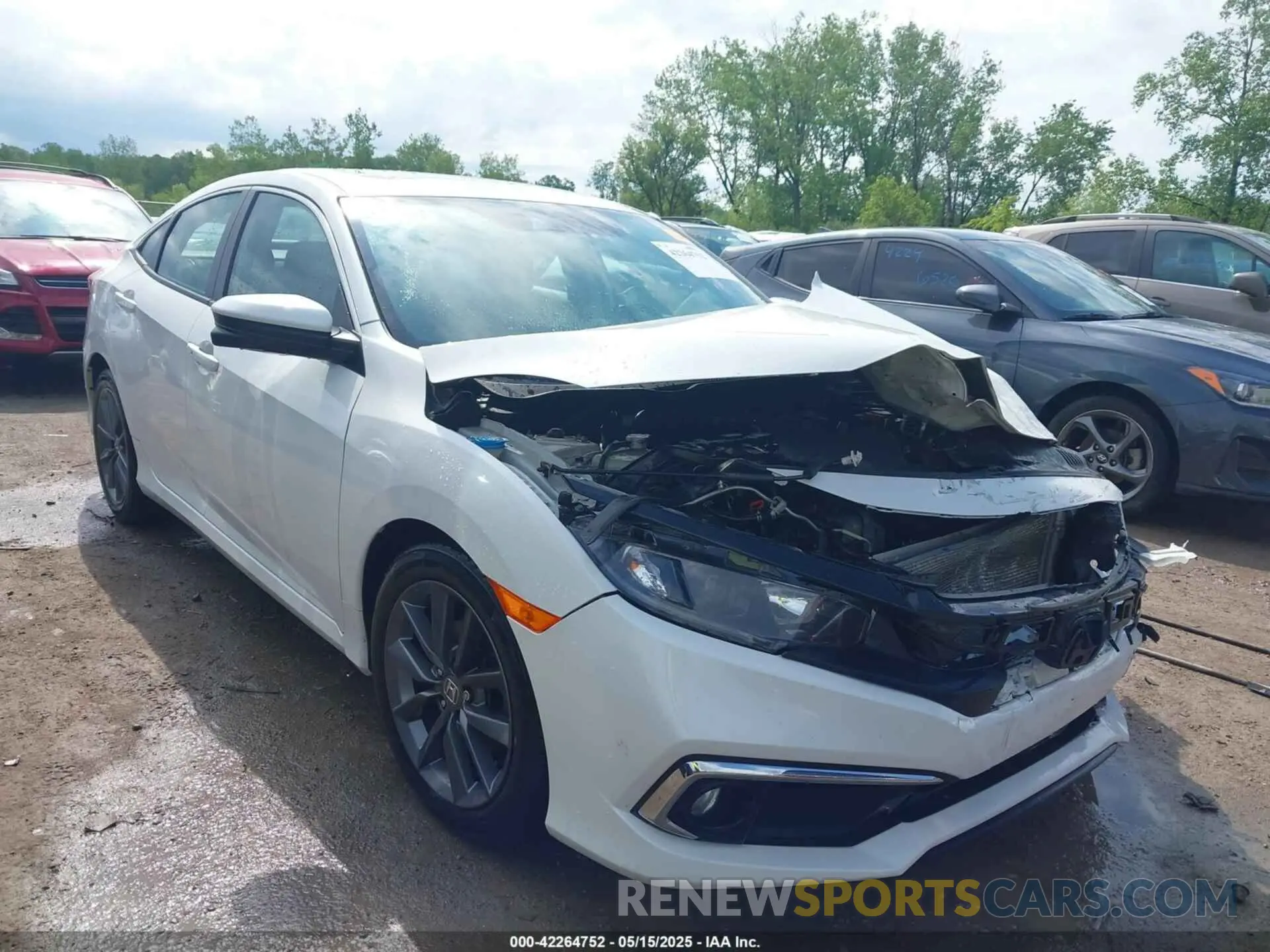 1 Photograph of a damaged car 19XFC1F35KE200603 HONDA CIVIC 2019