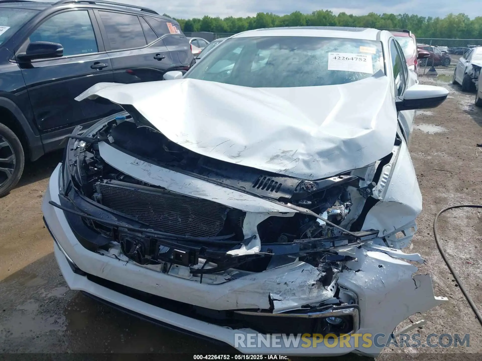 6 Photograph of a damaged car 19XFC1F35KE200603 HONDA CIVIC 2019
