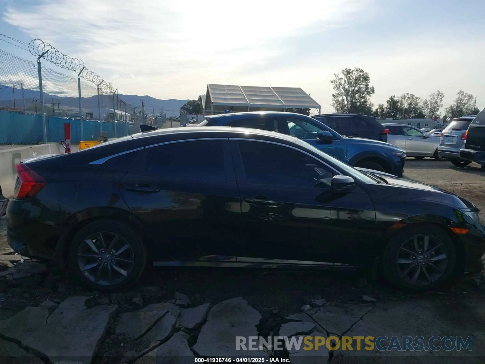 13 Photograph of a damaged car 19XFC1F35KE203436 HONDA CIVIC 2019