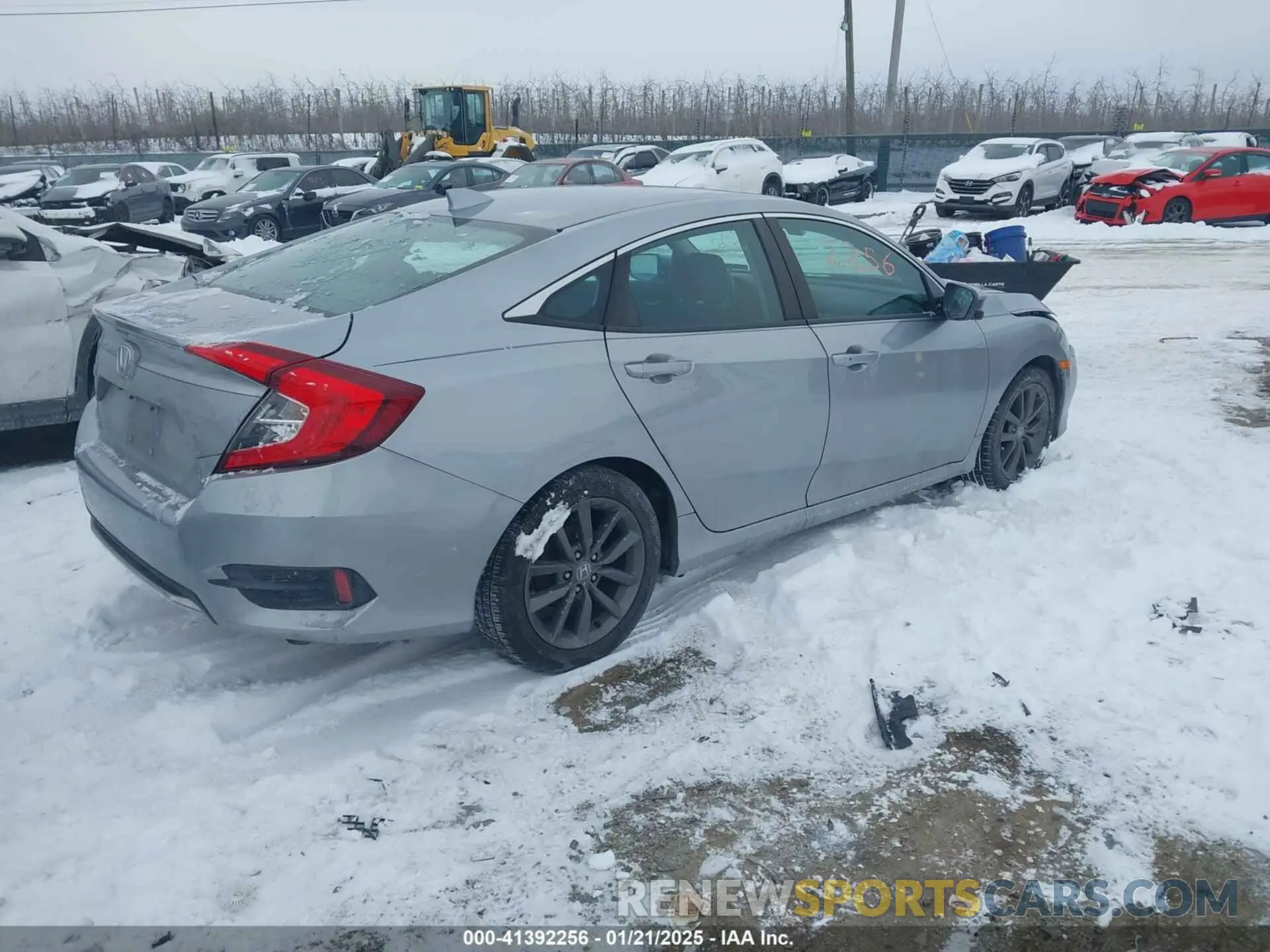 4 Photograph of a damaged car 19XFC1F35KE208149 HONDA CIVIC 2019